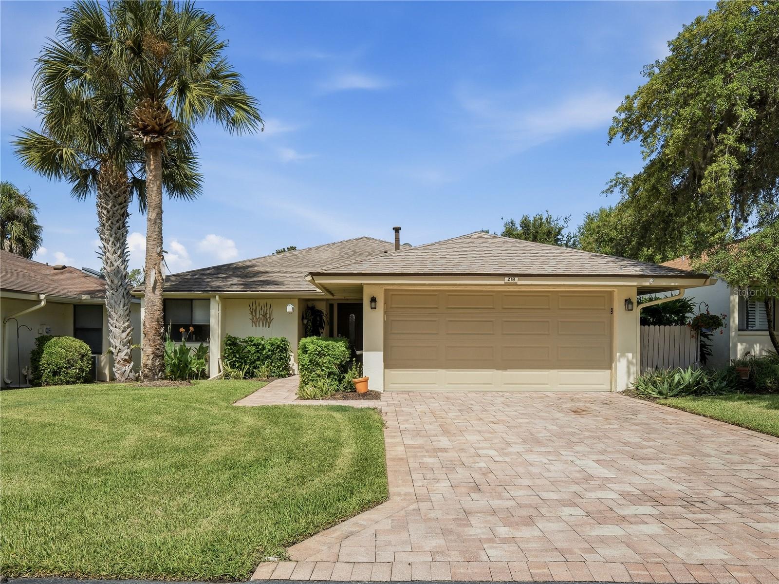 218 CANTERBURY CIR