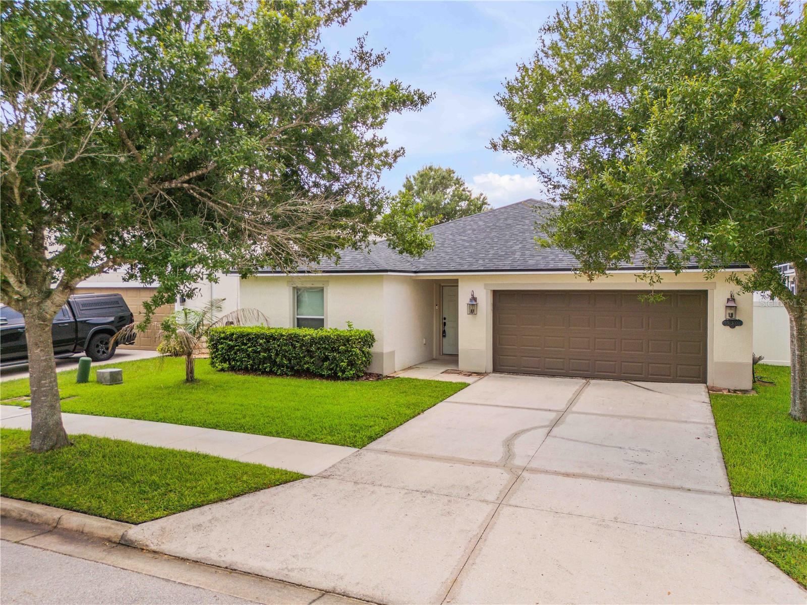 550 AEOLIAN DR — photo 2