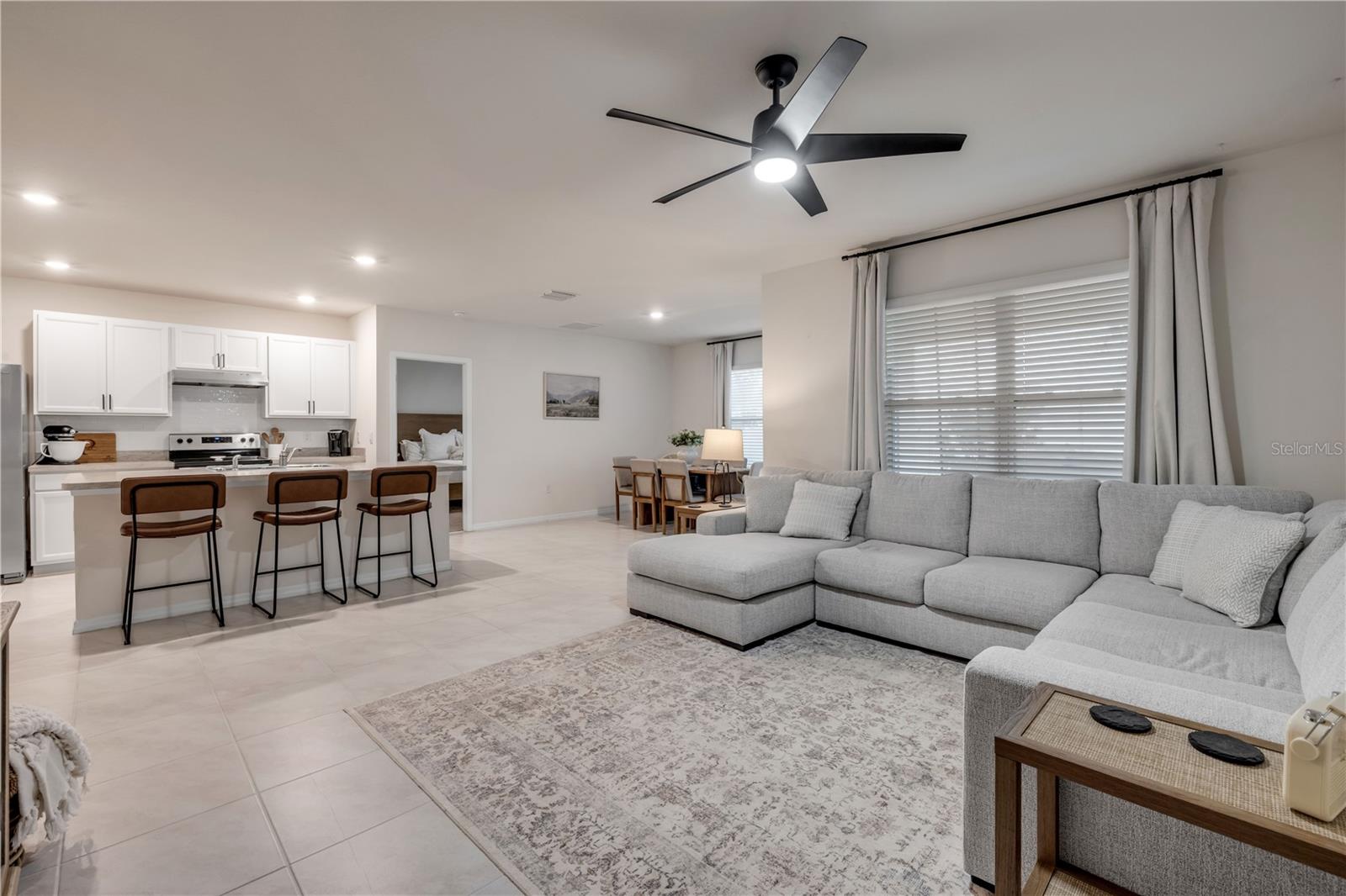 2624 NEVERLAND DR — photo 11