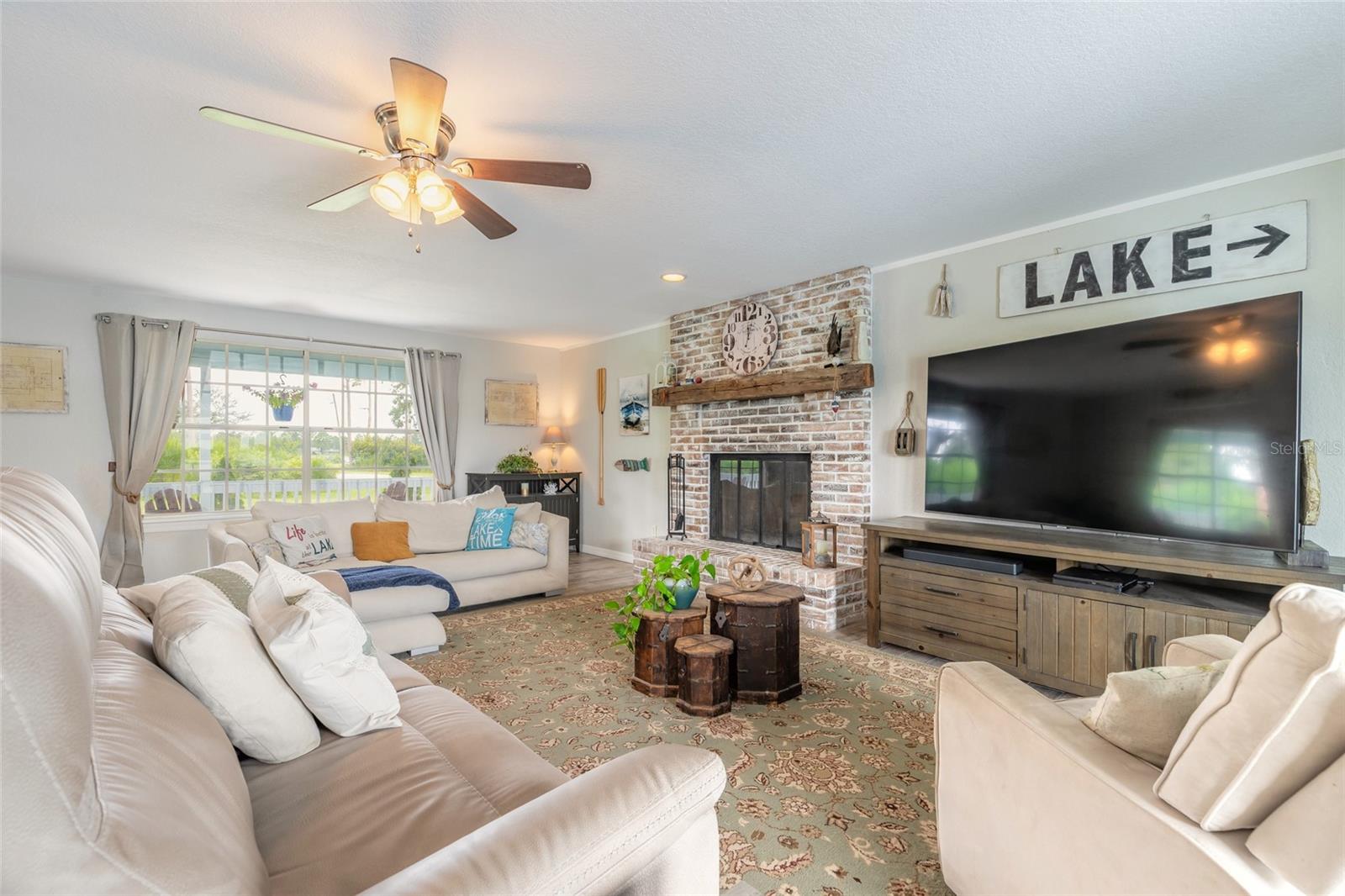 2018 MONTERO CIR — photo 11