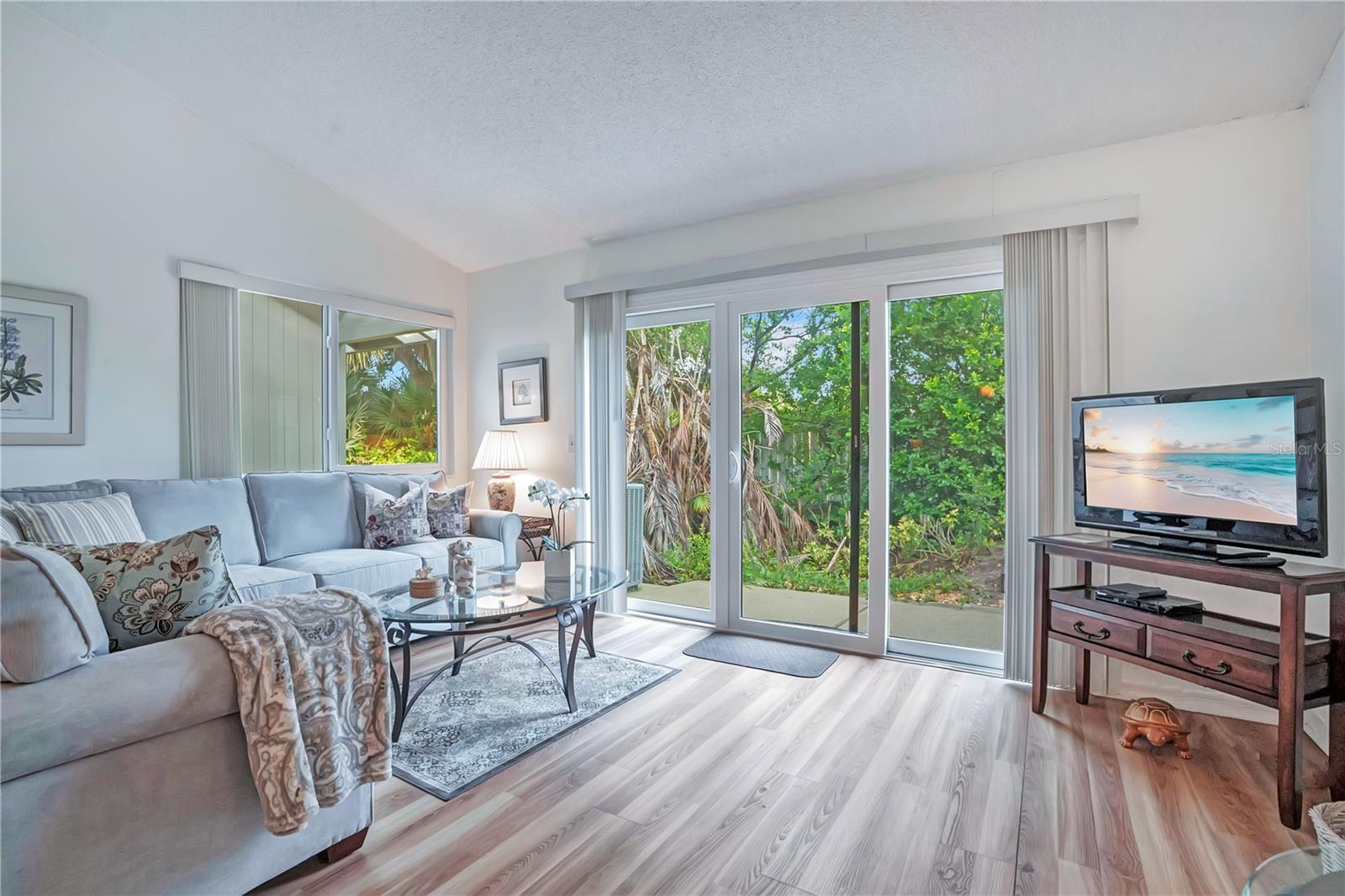 4229 SEA MIST DR — photo 11