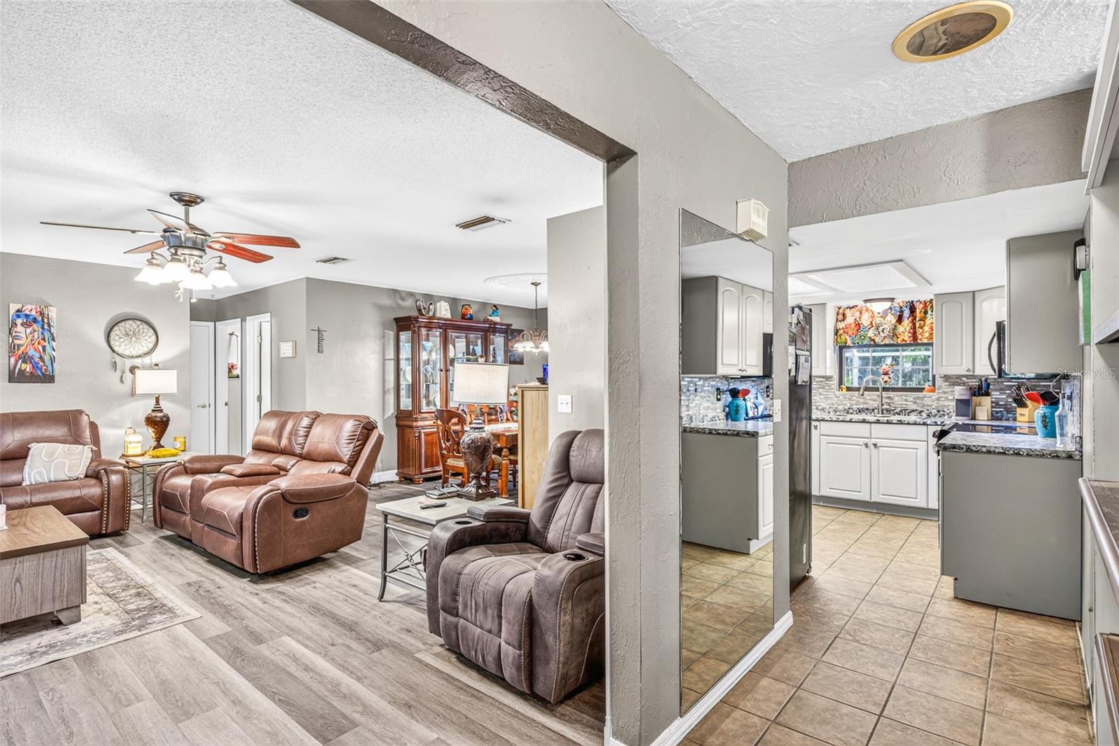 625 WILDWOOD DR — photo 10