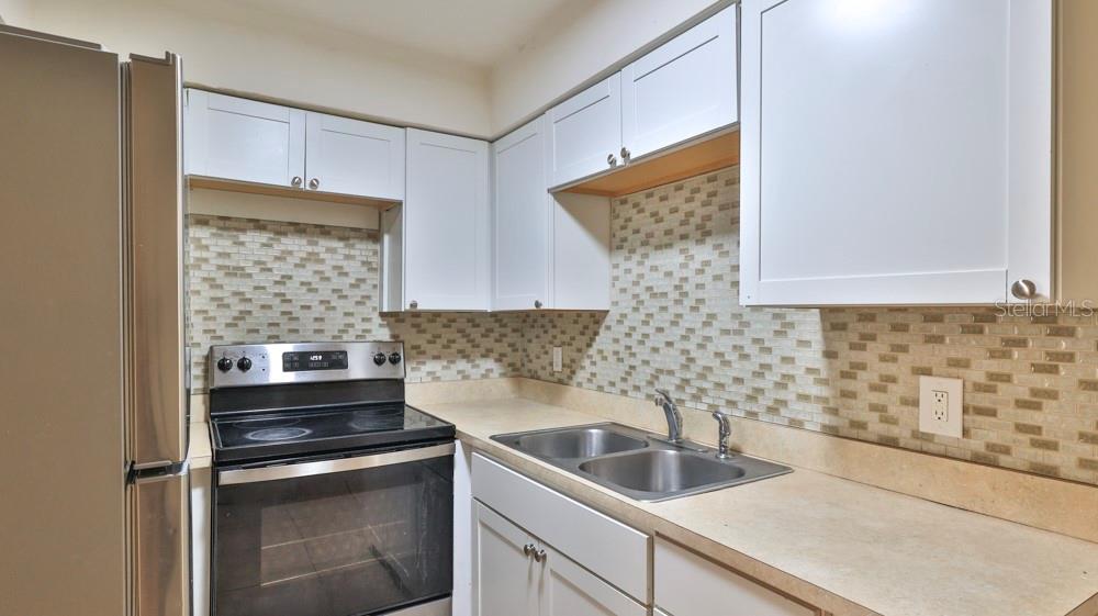 347 PLEASANT ST — photo 9
