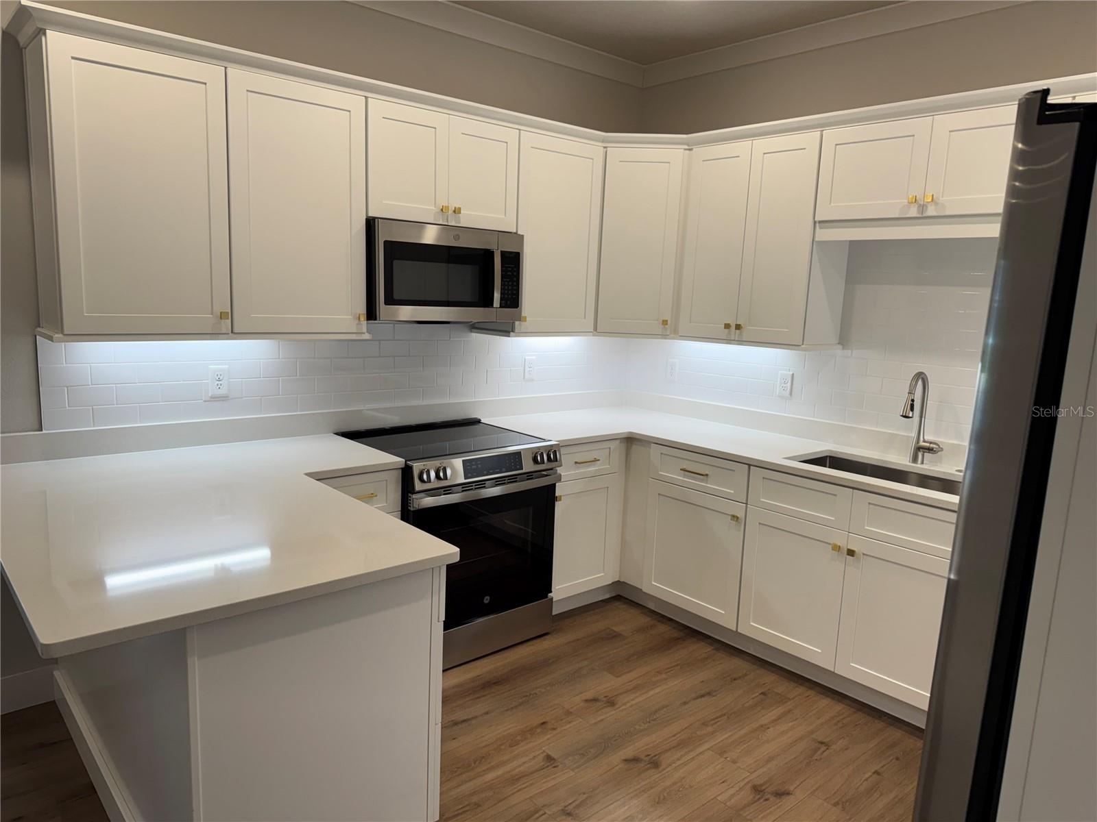 3065 ISLES WAY — photo 3