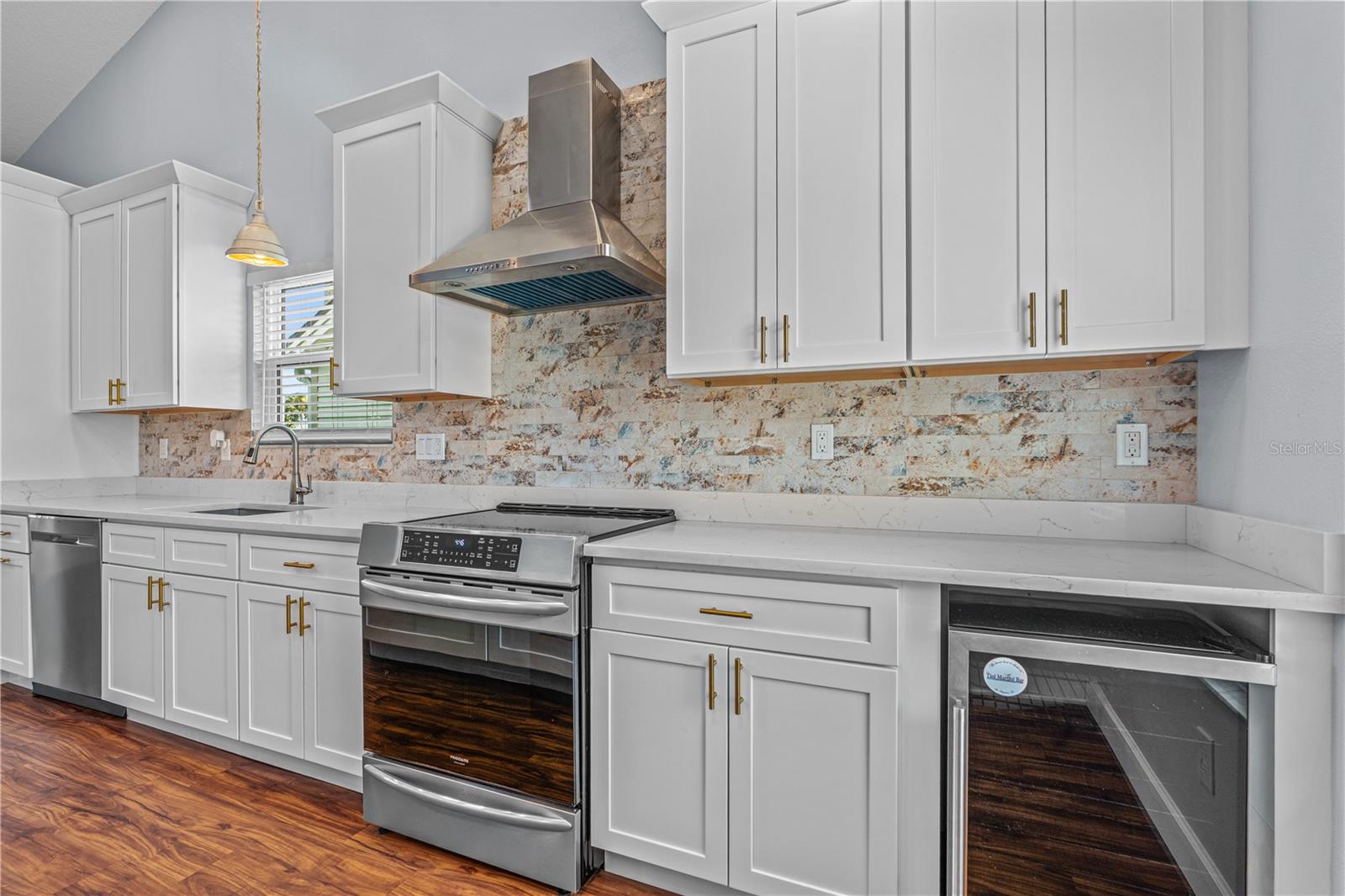 762 PINE SHORES CIR — photo 10