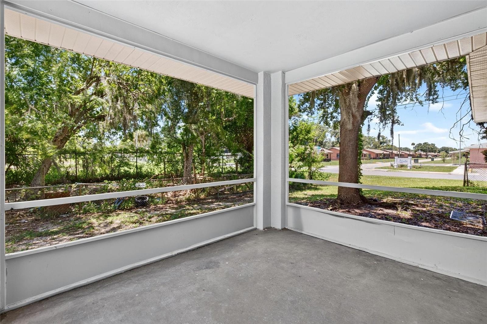 502 LOOMIS TRL — photo 11