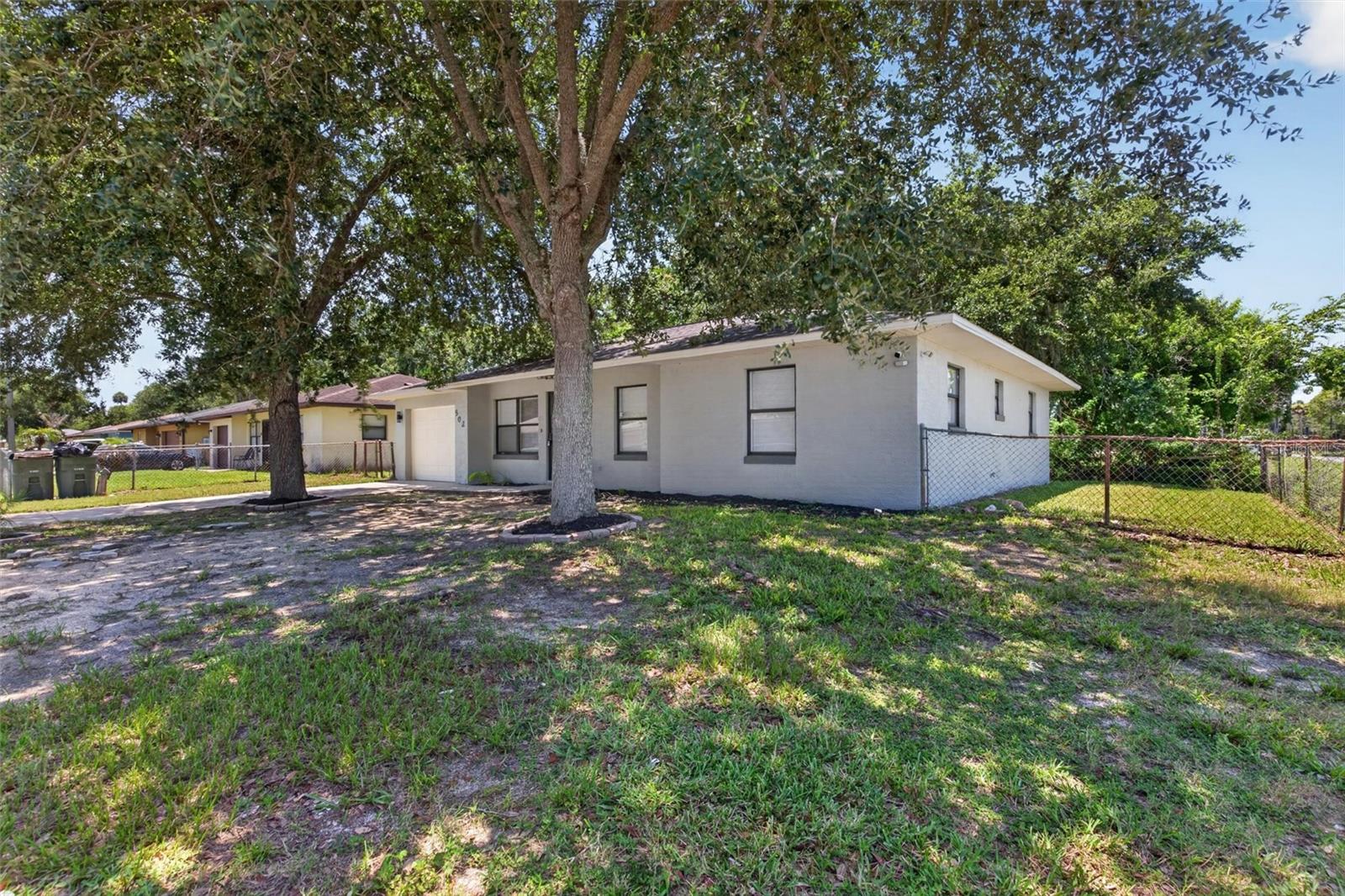 502 LOOMIS TRL — photo 4