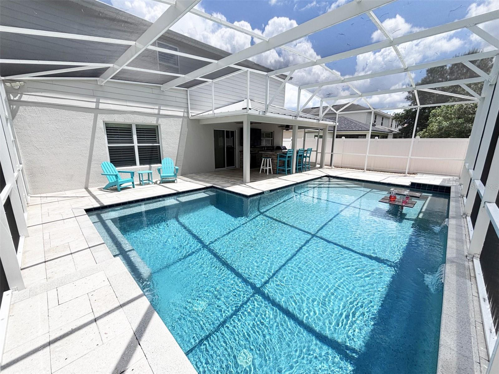 552 AEOLIAN DR — photo 4