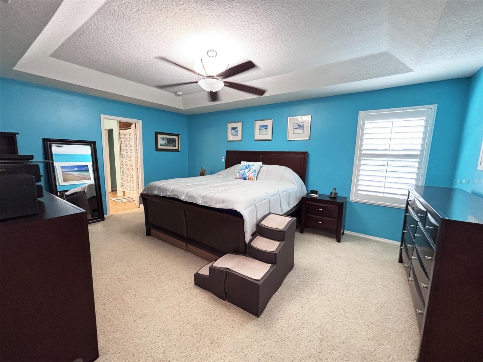 552 AEOLIAN DR — photo 10