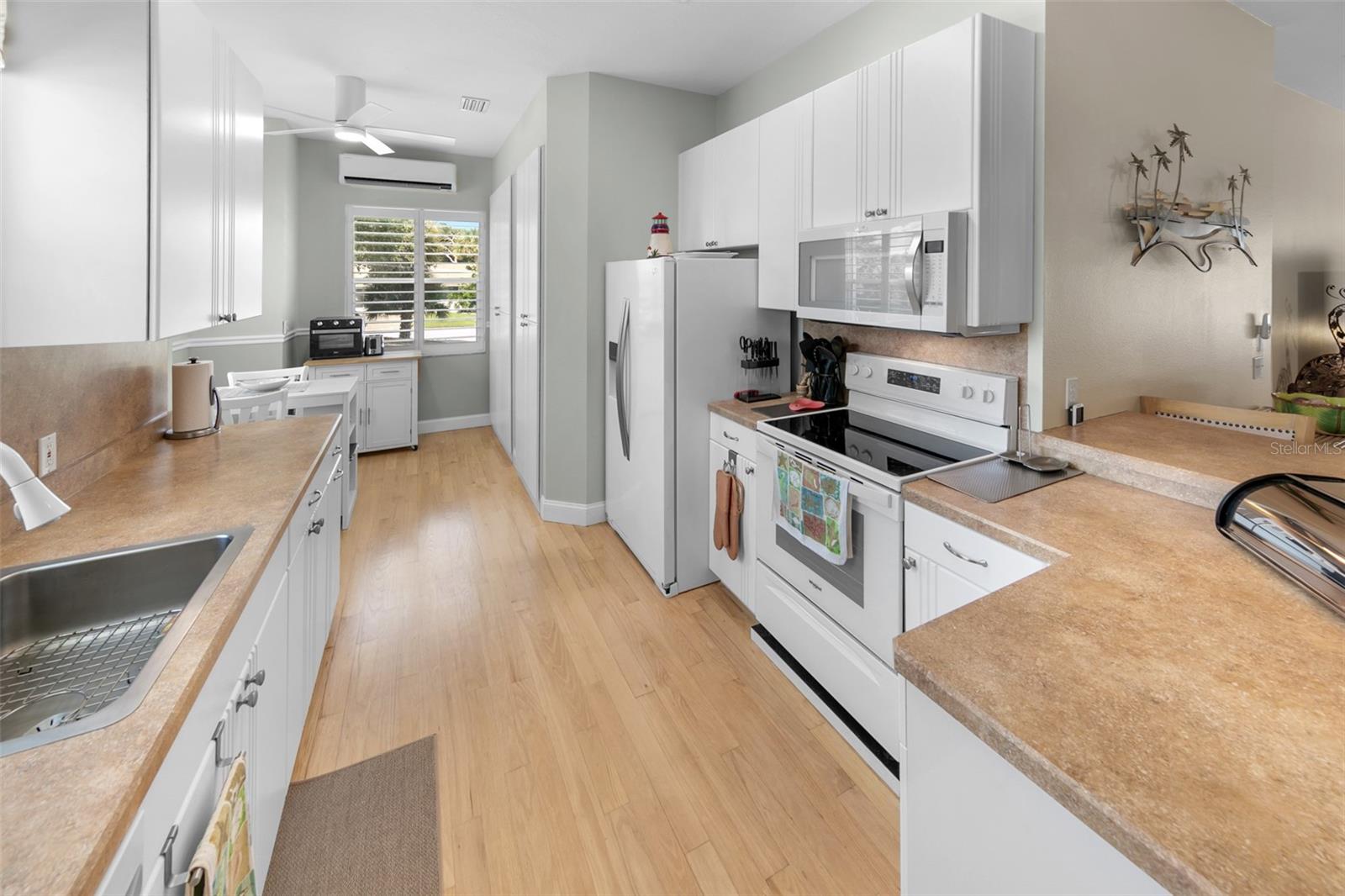 58 BAY HARBOUR DR — photo 10