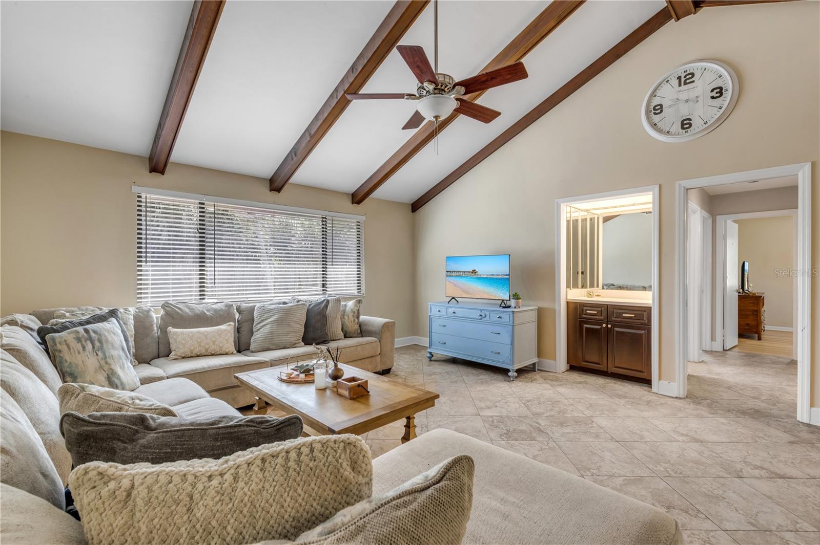 530 CLUB HOUSE BLVD — photo 9