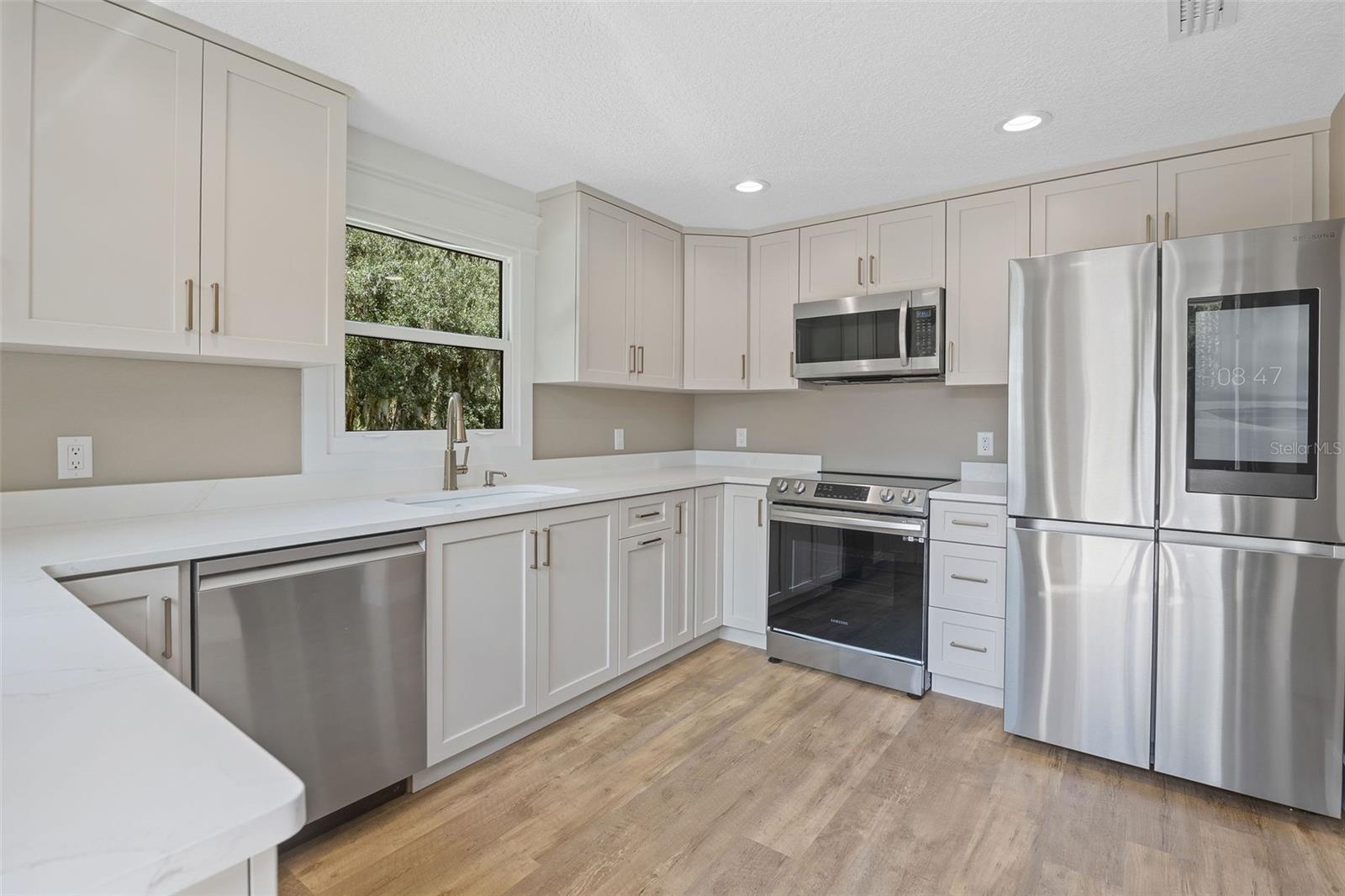 2463 PIONEER TRL — photo 6