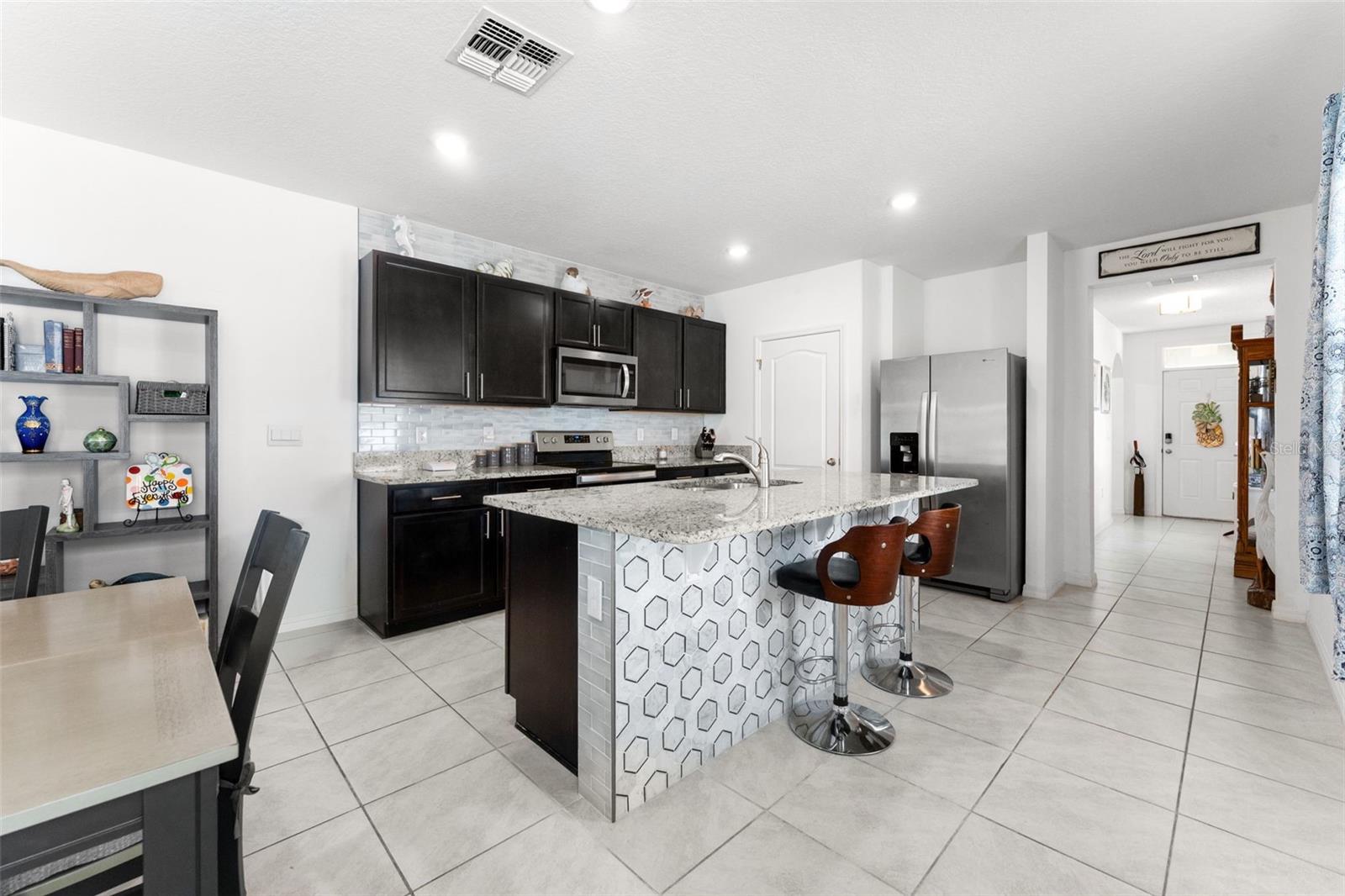 279 CARYOTA CT — photo 7