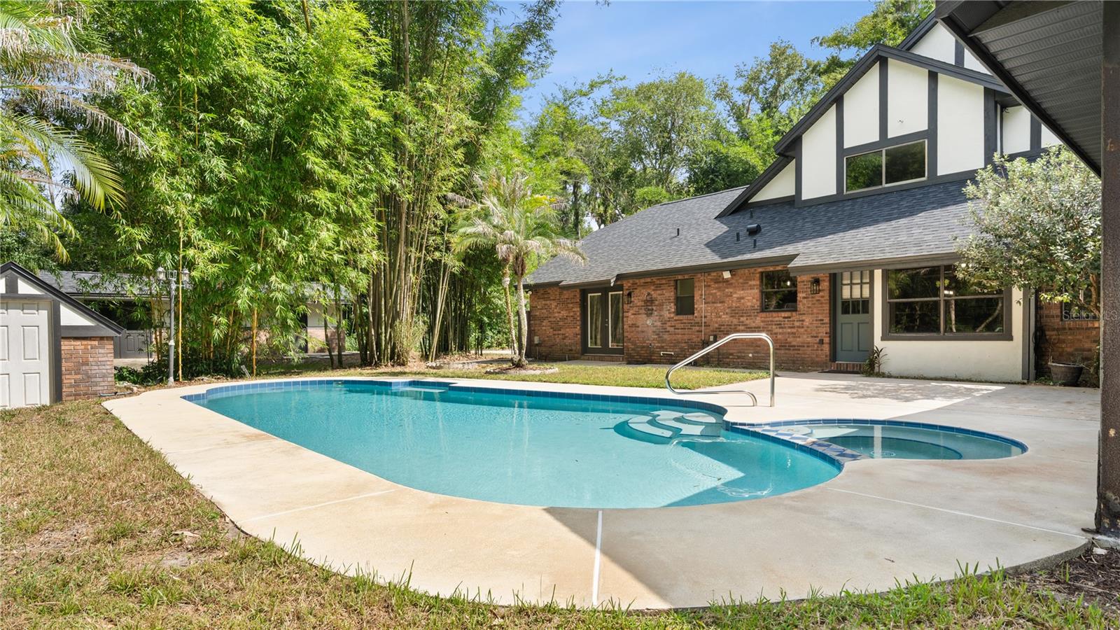 706 S TIMBERLANE DR — photo 7