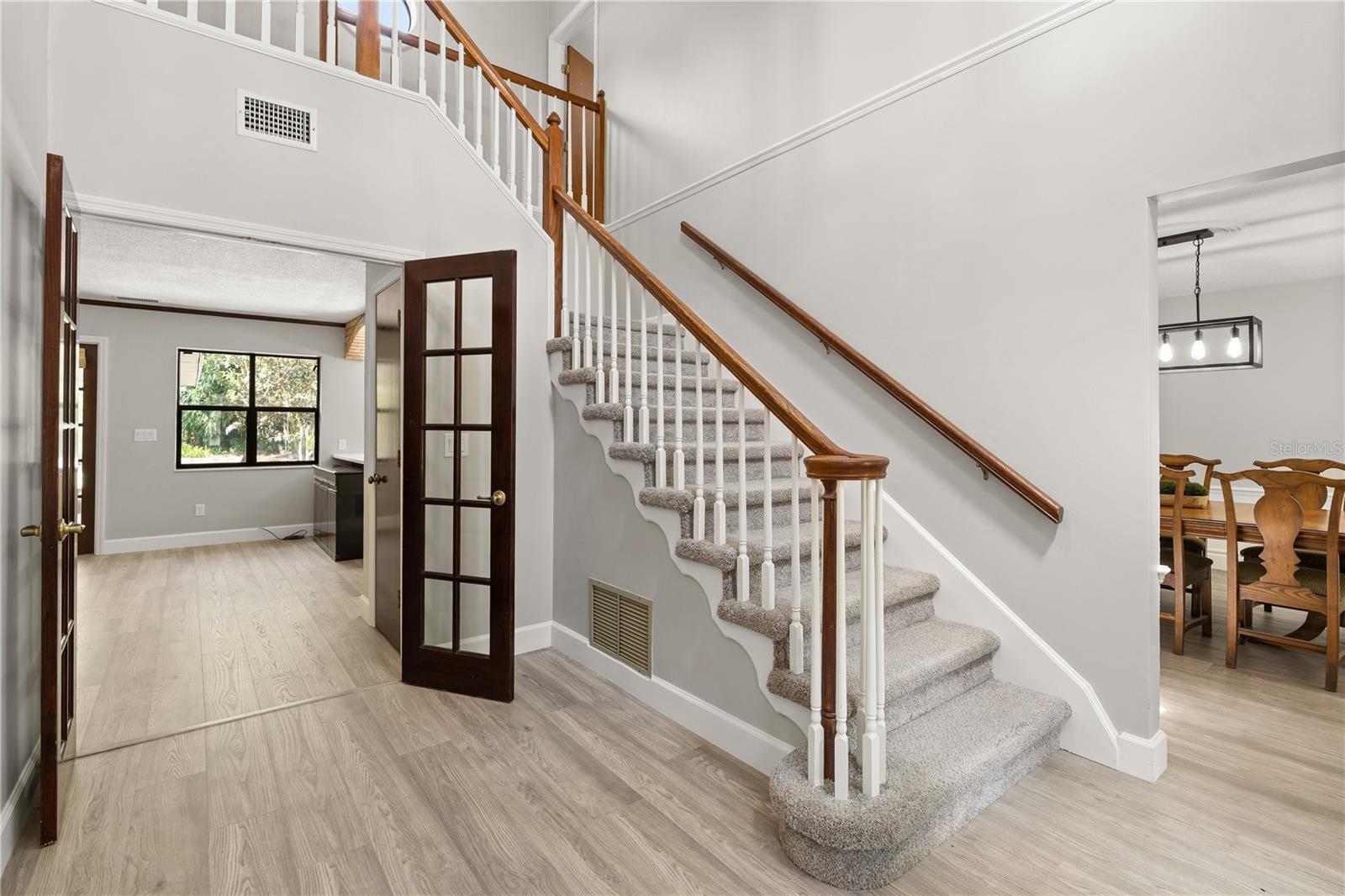706 S TIMBERLANE DR — photo 9