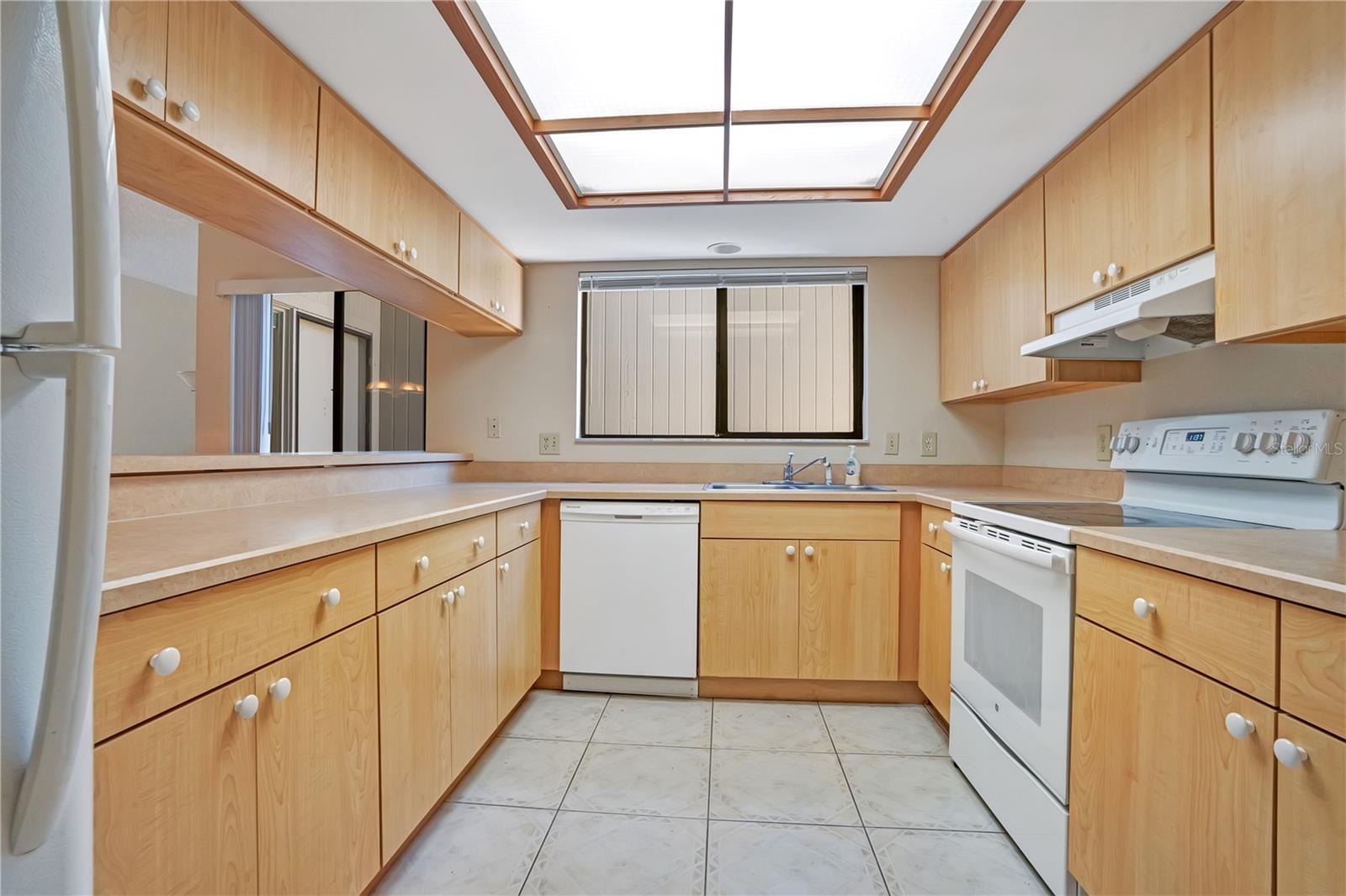 4340 SEA MIST DR — photo 10