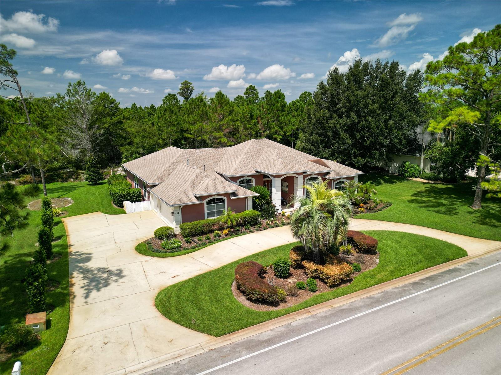 1162 CLUB HOUSE BLVD — photo 3