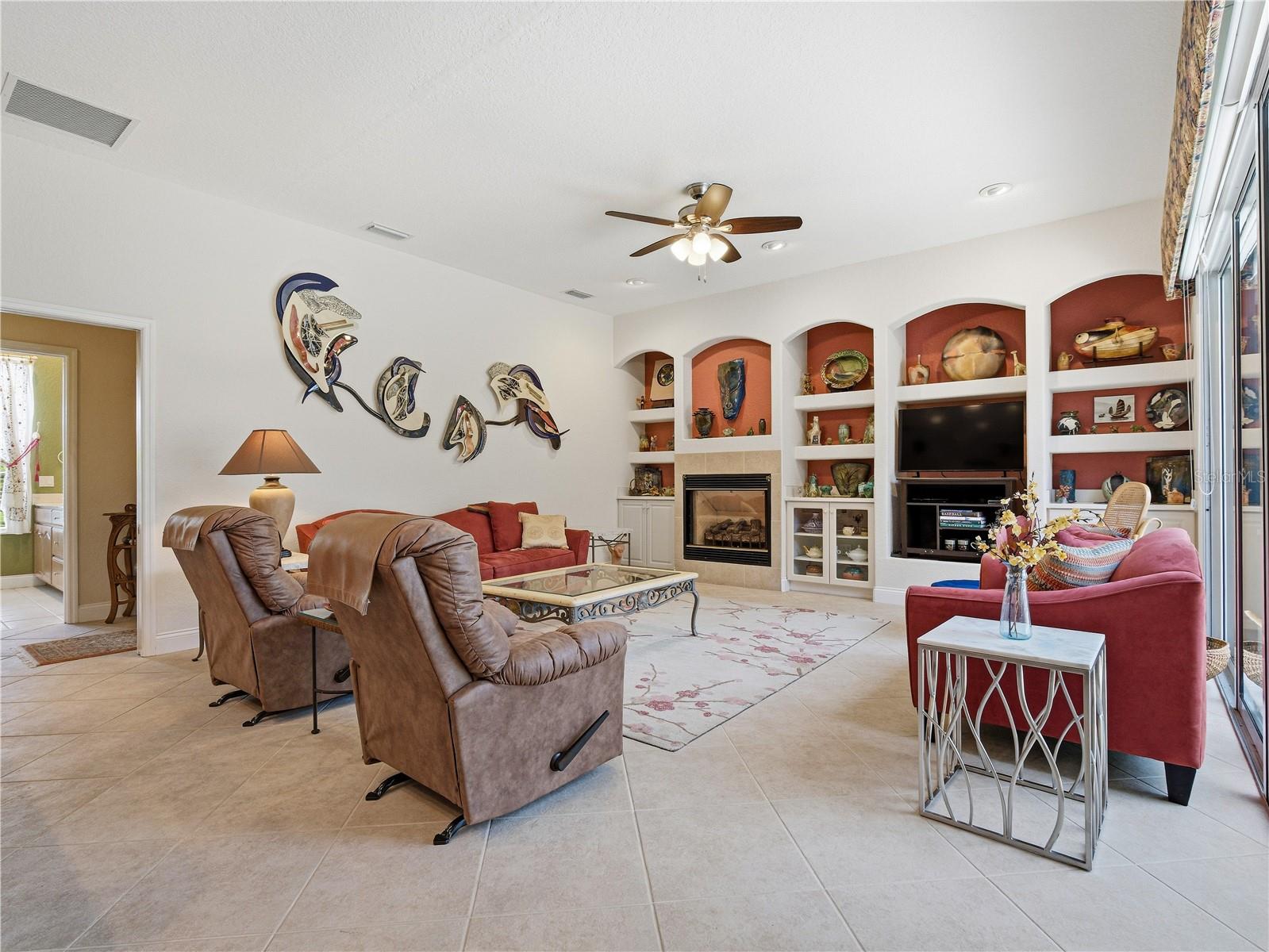 1162 CLUB HOUSE BLVD — photo 9