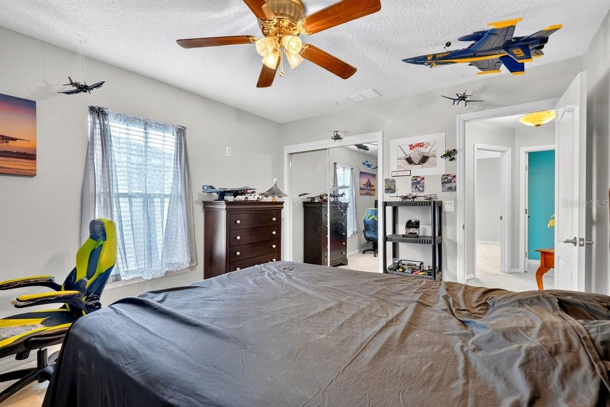 971 LEYBURN DR — photo 8