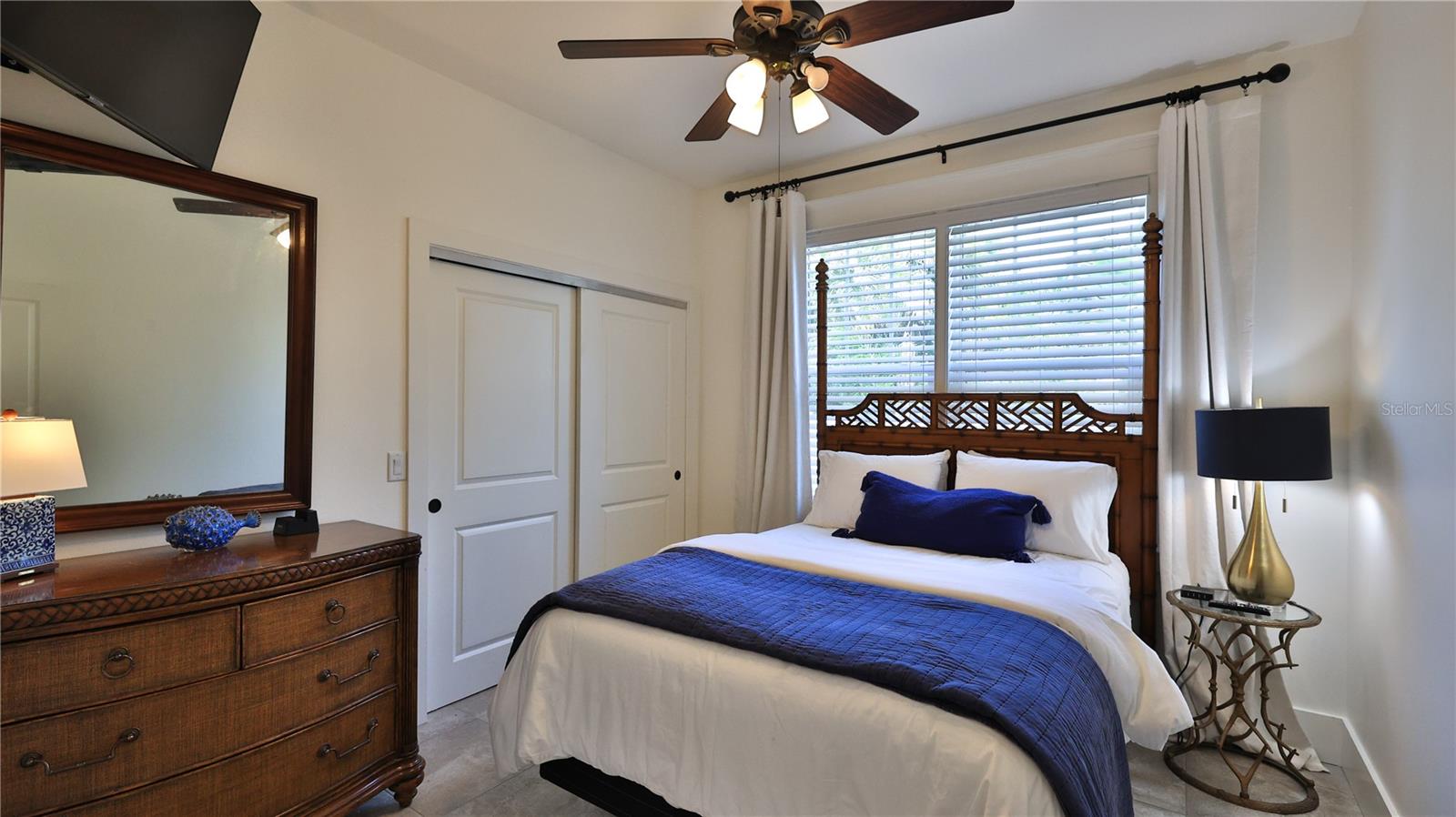 818 OCEAN AVE — photo 12