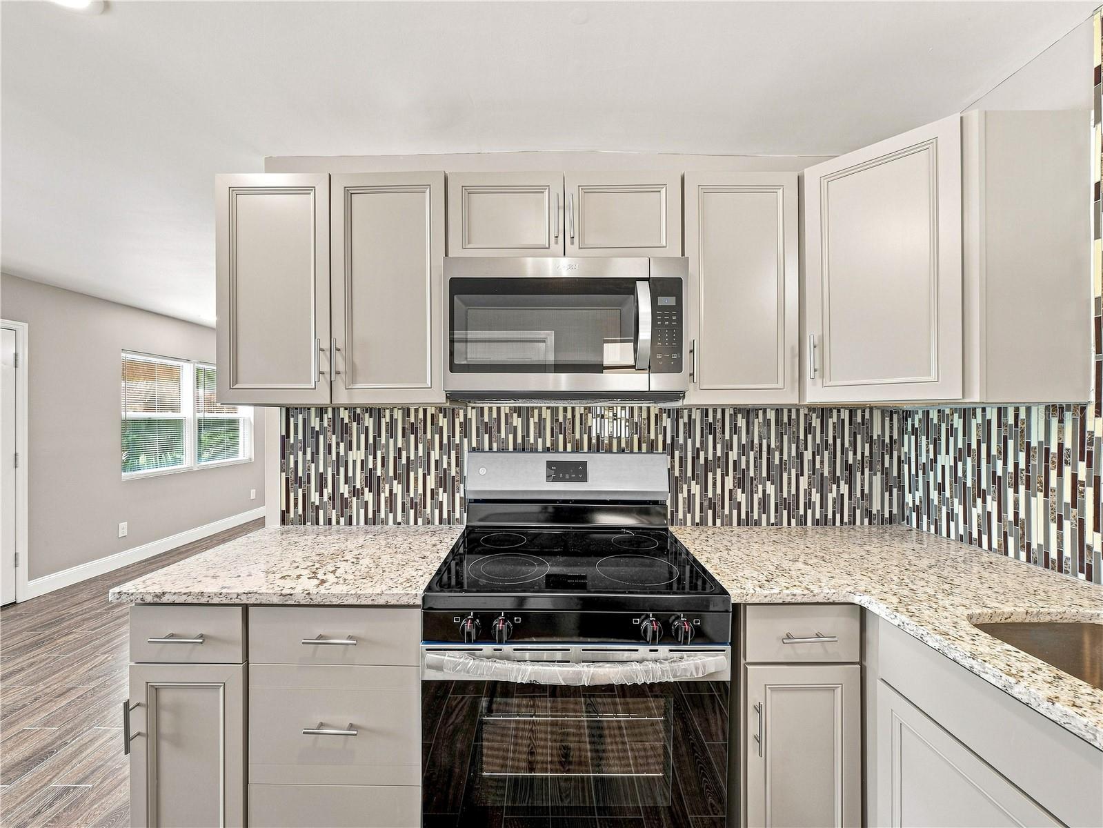 629 CEDAR PARK DR — photo 10