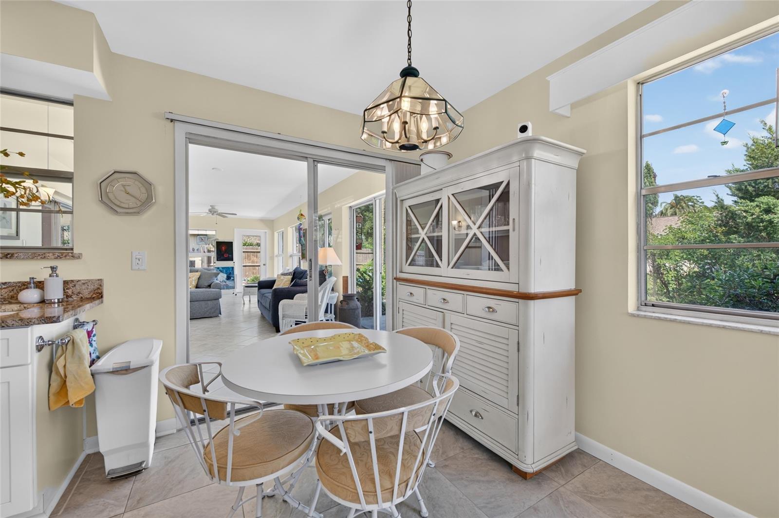 802 SANDWEDGE DR — photo 12