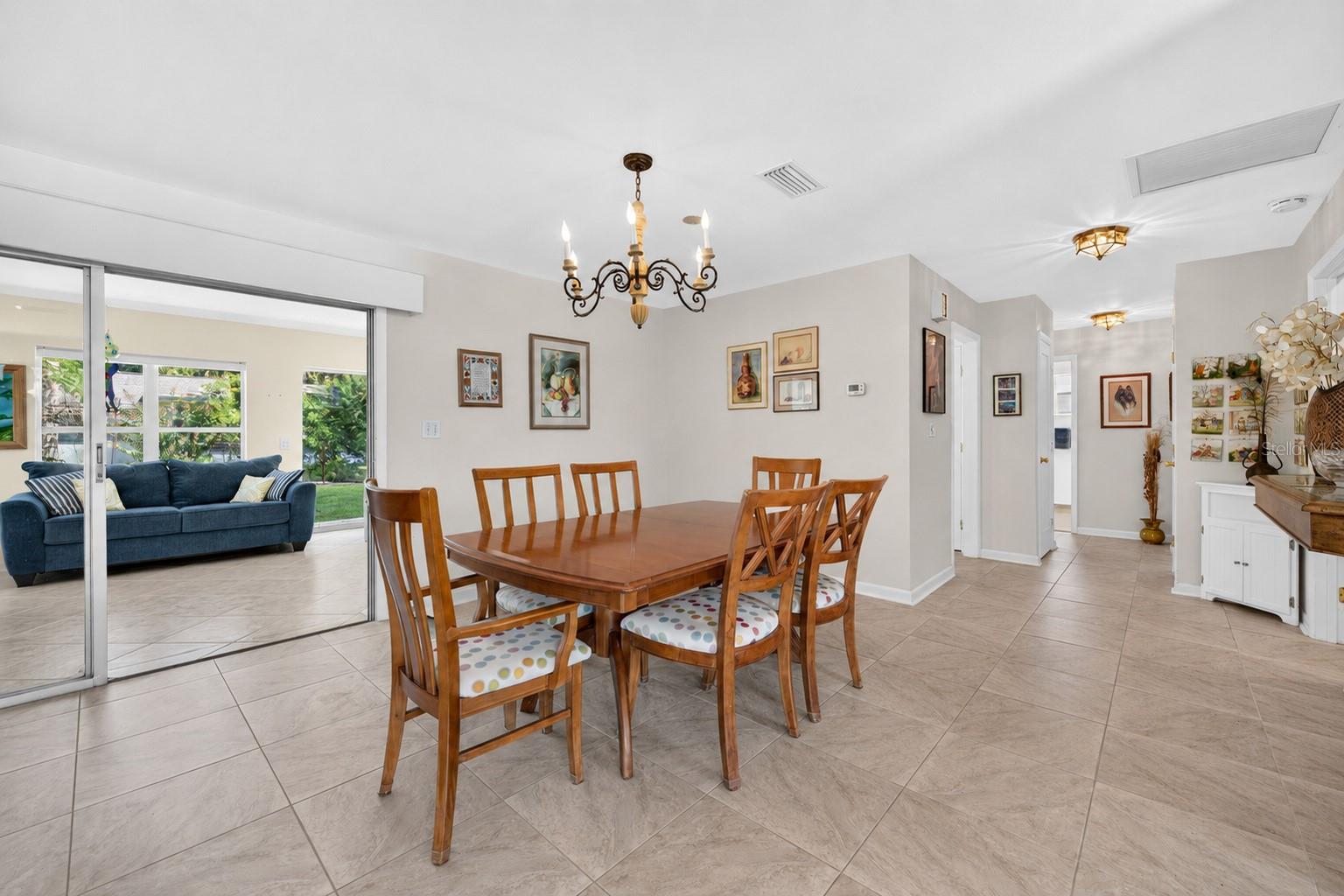 802 SANDWEDGE DR — photo 4