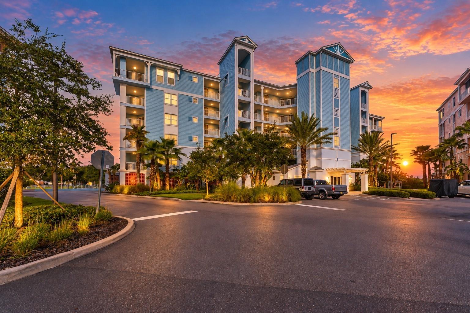 3 RIVERWALK DR #605