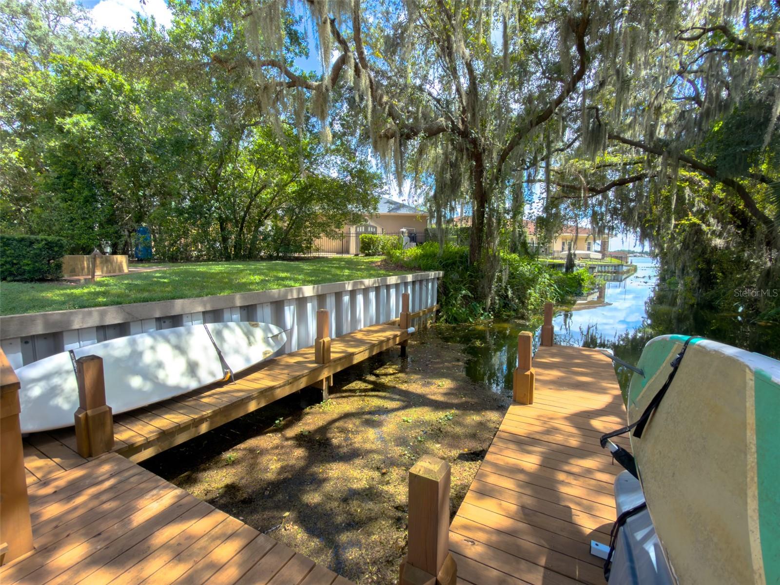 2261 POINSETTIA DR — photo 12