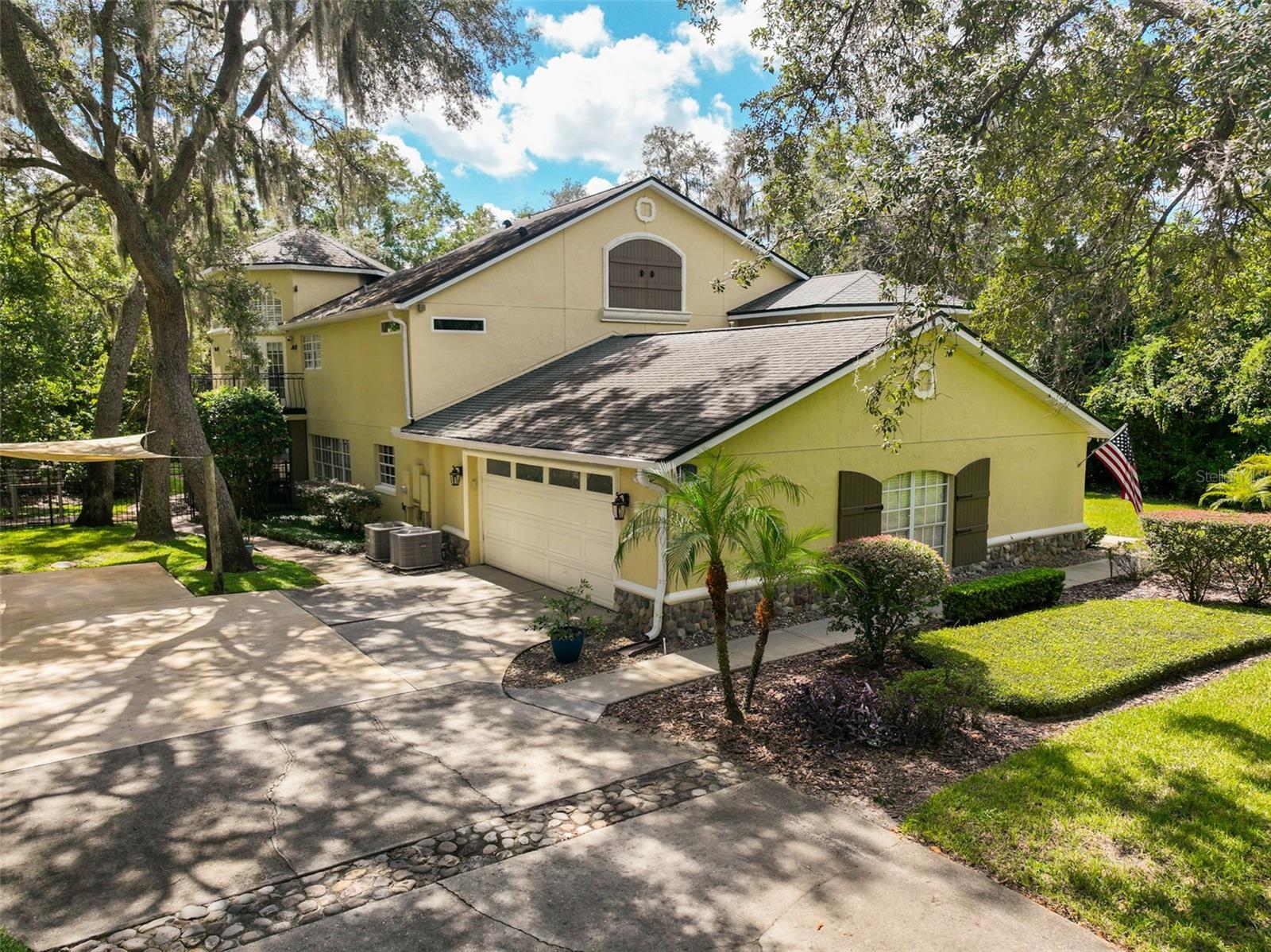 2261 POINSETTIA DR — photo 6