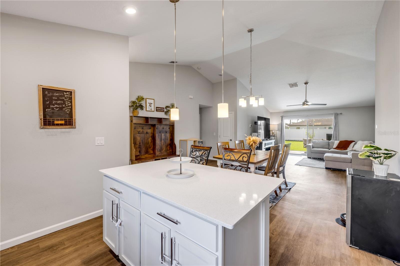 29 ROCKING HORSE DR — photo 7