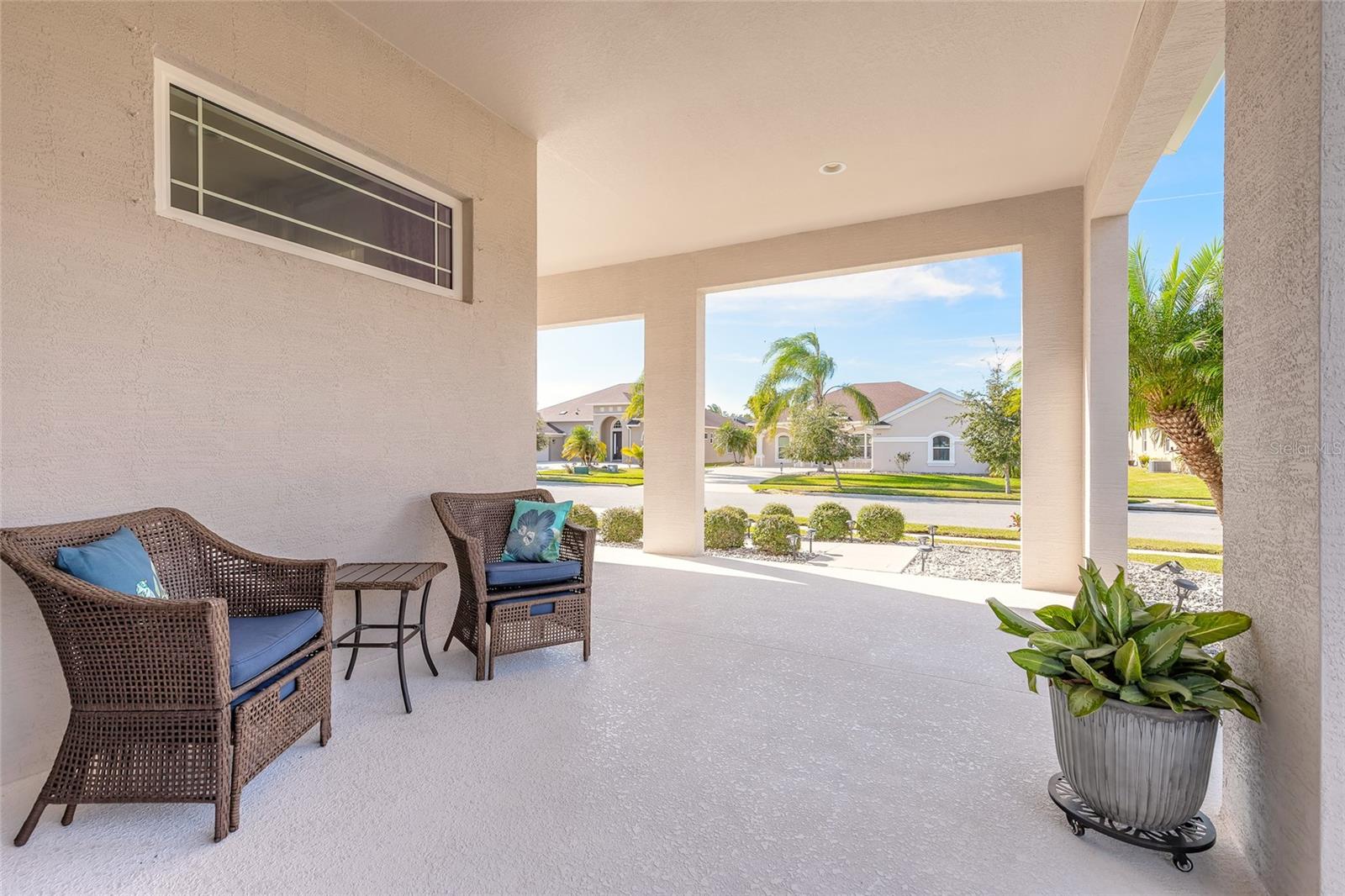 527 LUNA BELLA LN — photo 6