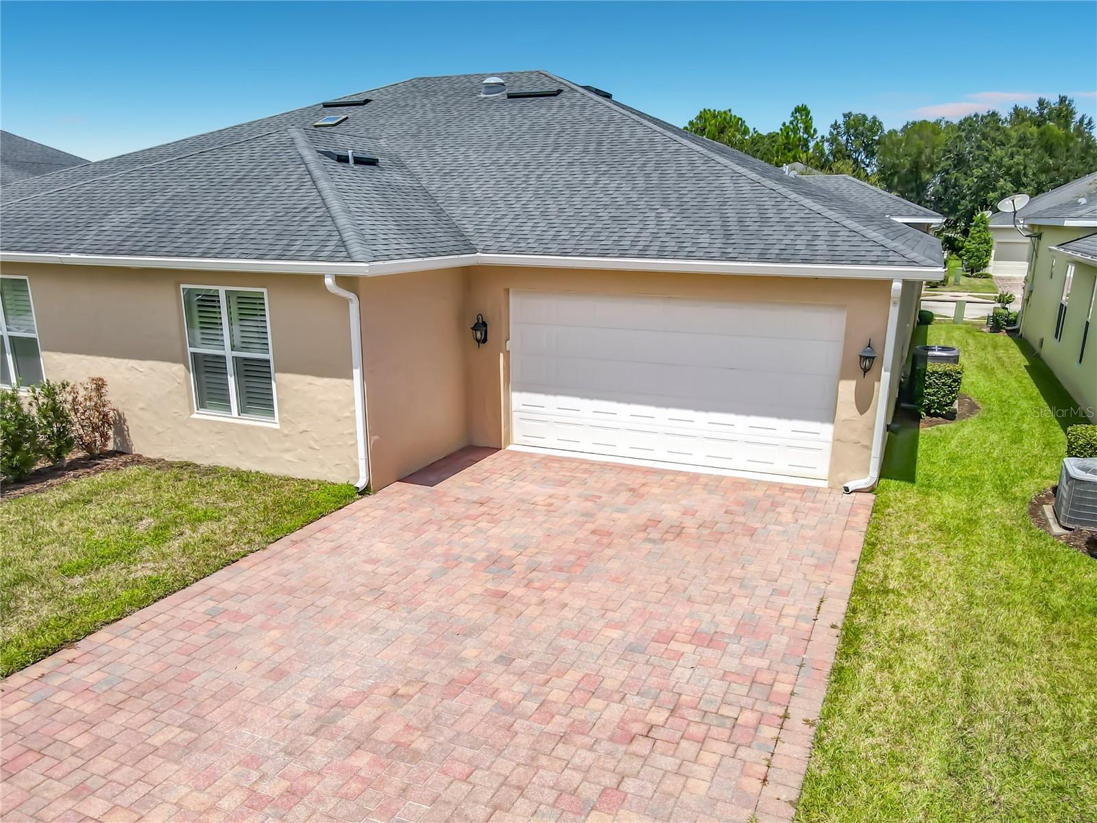3338 TORRE BLVD — photo 3