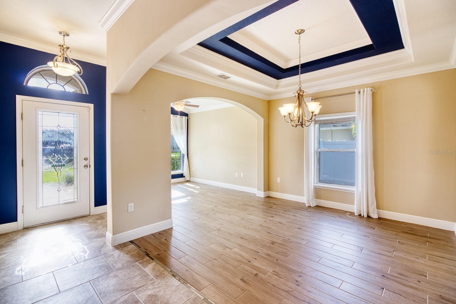 806 SNAPDRAGON DR — photo 4