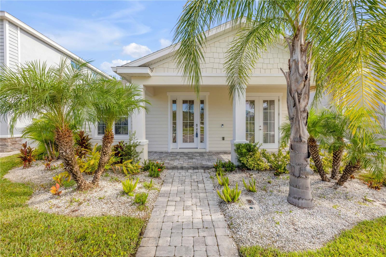 549 VENETIAN PALMS BLVD — photo 2