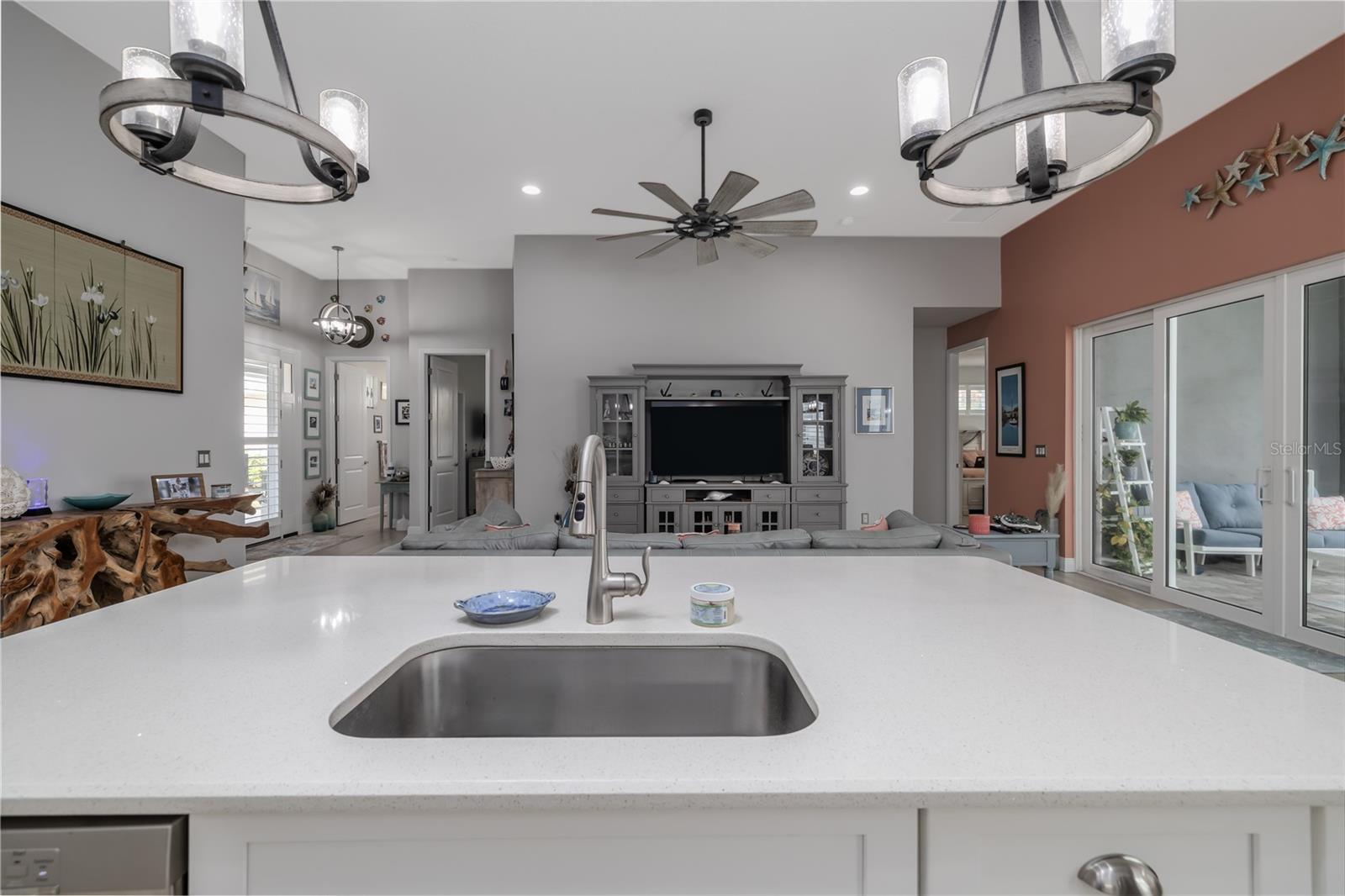 3069 BORASSUS DR — photo 11
