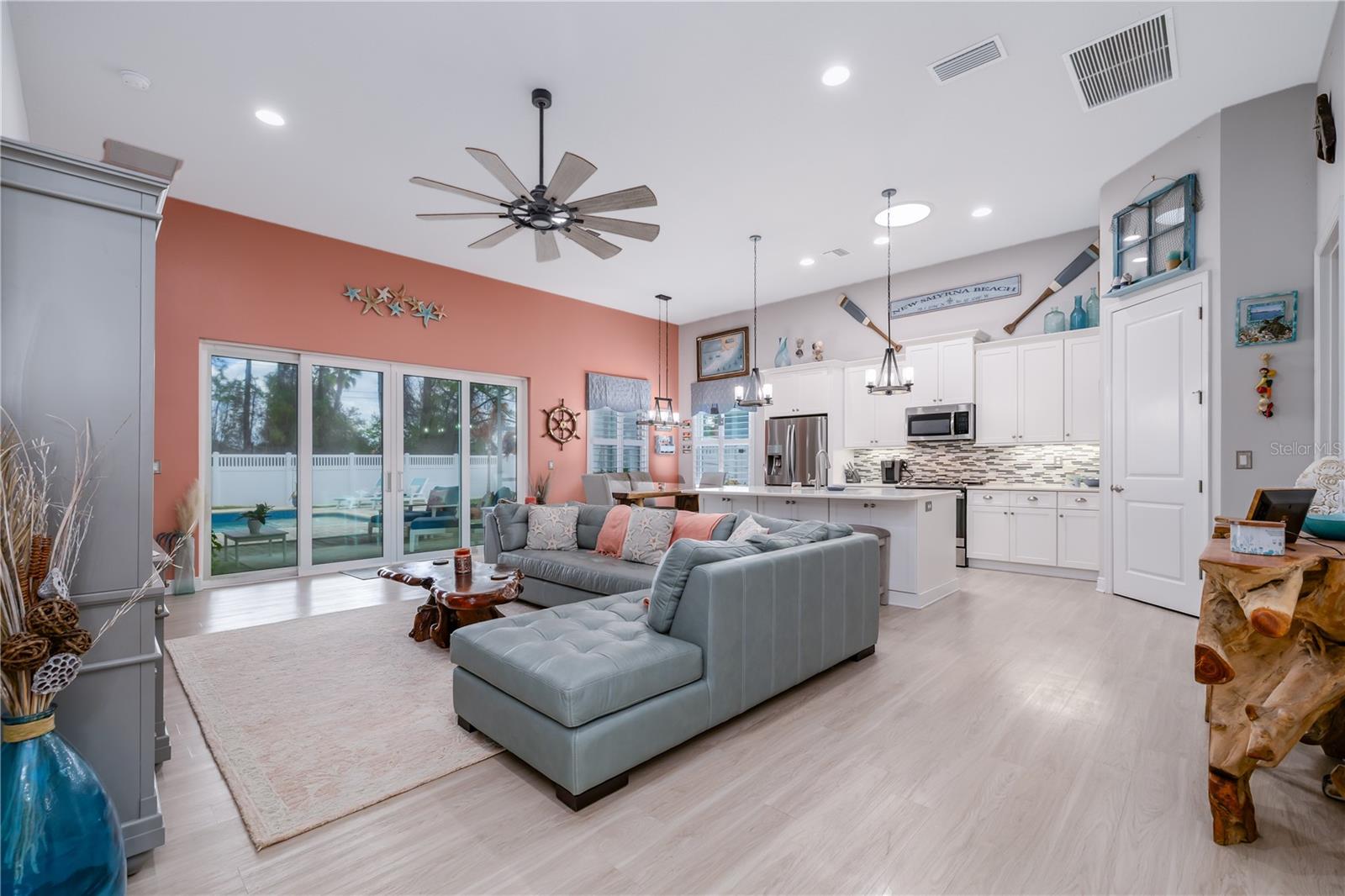 3069 BORASSUS DR — photo 4