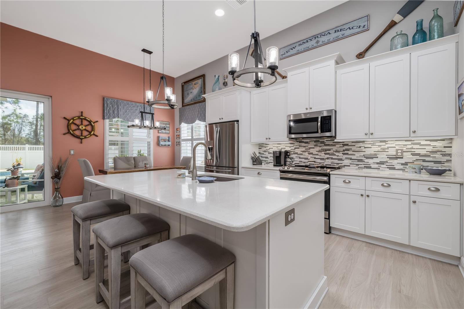 3069 BORASSUS DR — photo 5