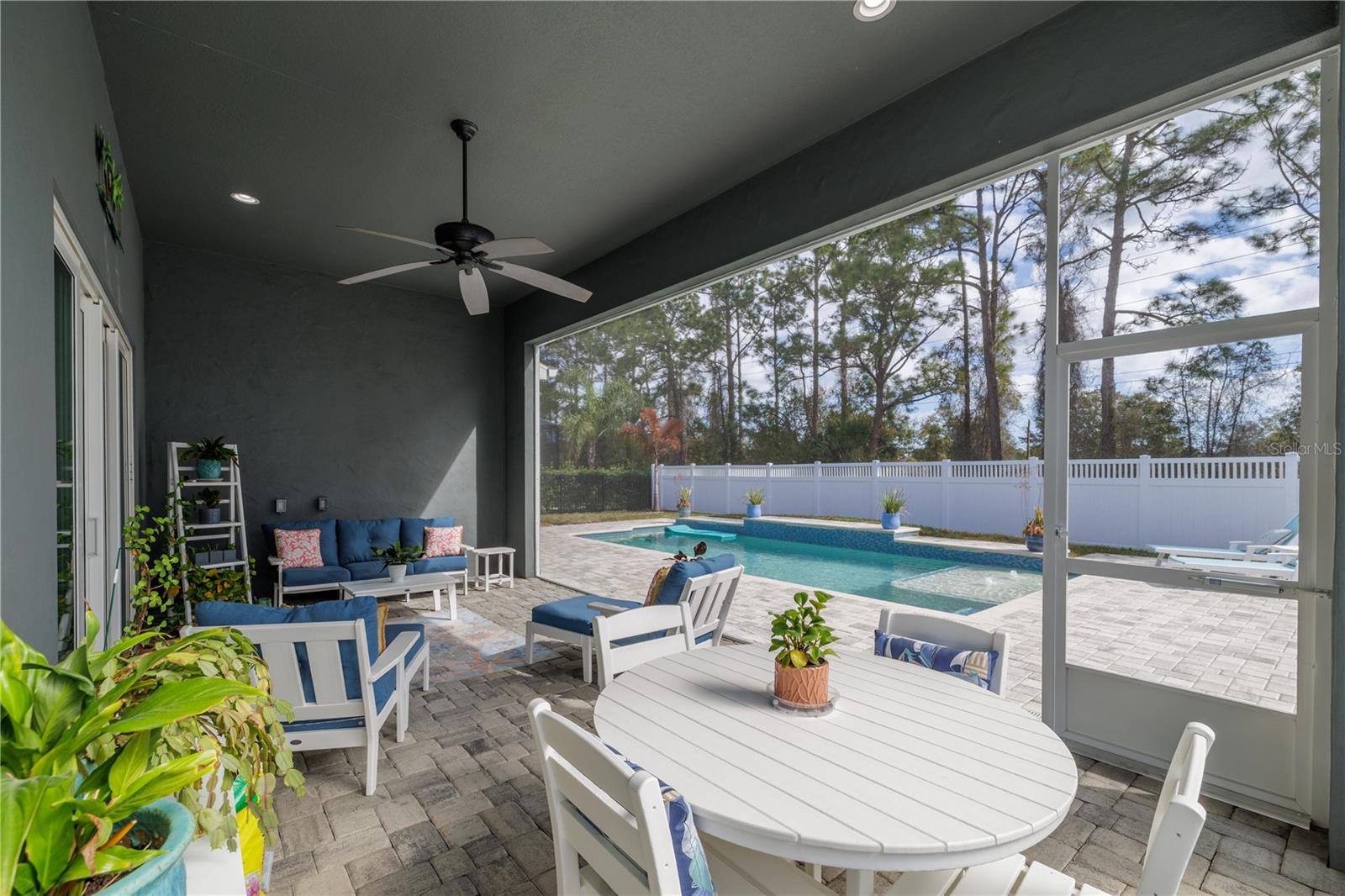 3069 BORASSUS DR
