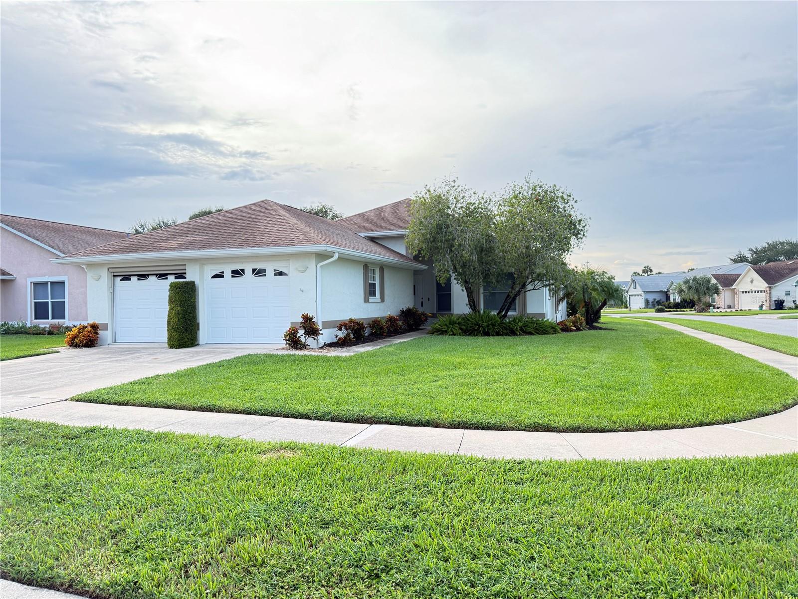 682 MIDDLEBURY LOOP