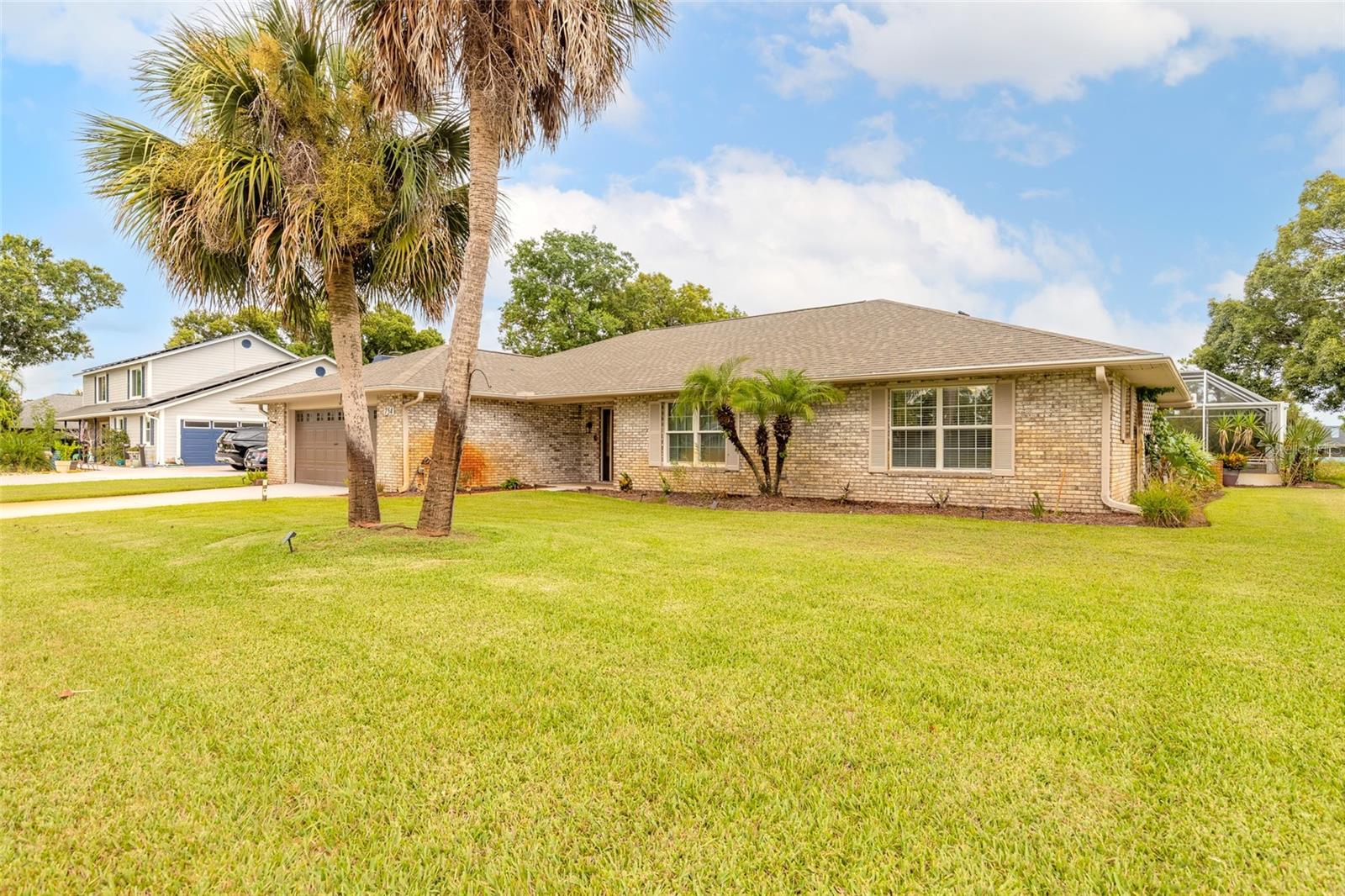 754 PELICAN BAY DR — photo 3