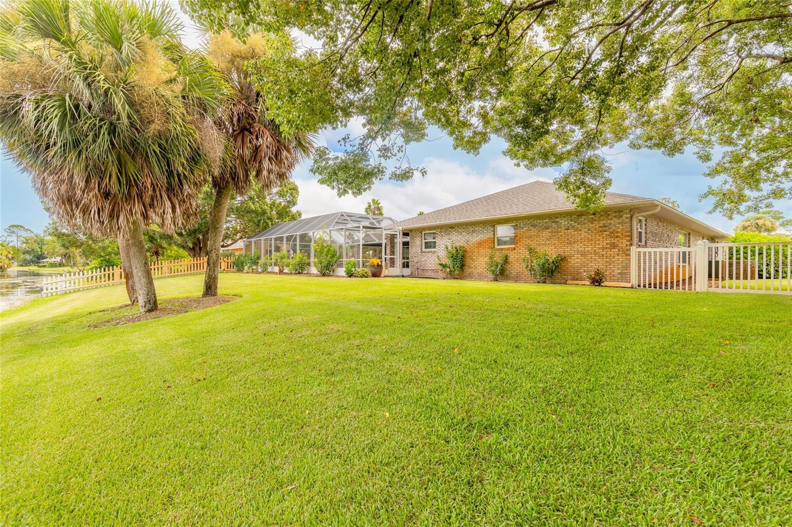 754 PELICAN BAY DR — photo 5
