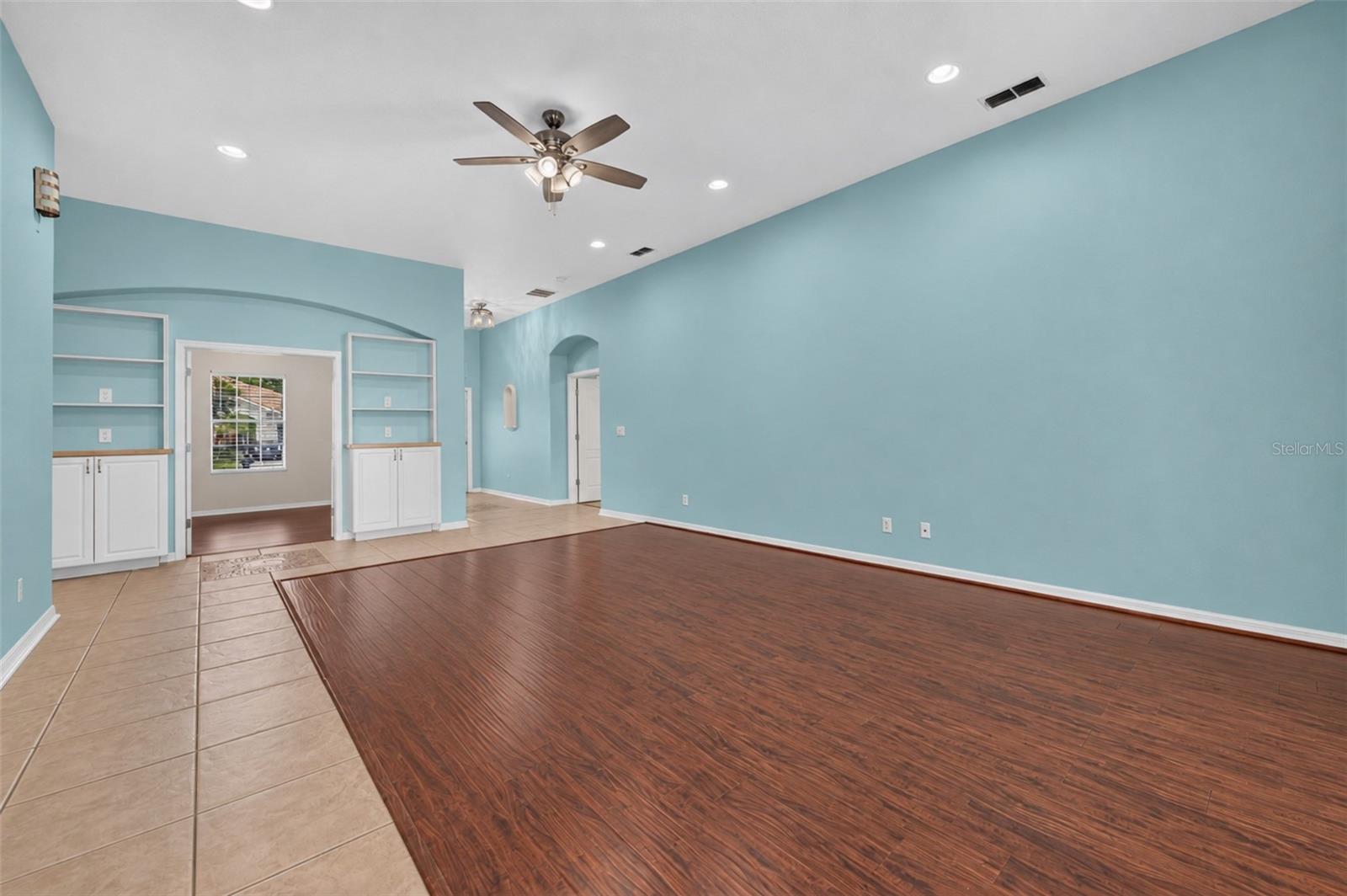 521 VENETIAN VILLA DR — photo 11
