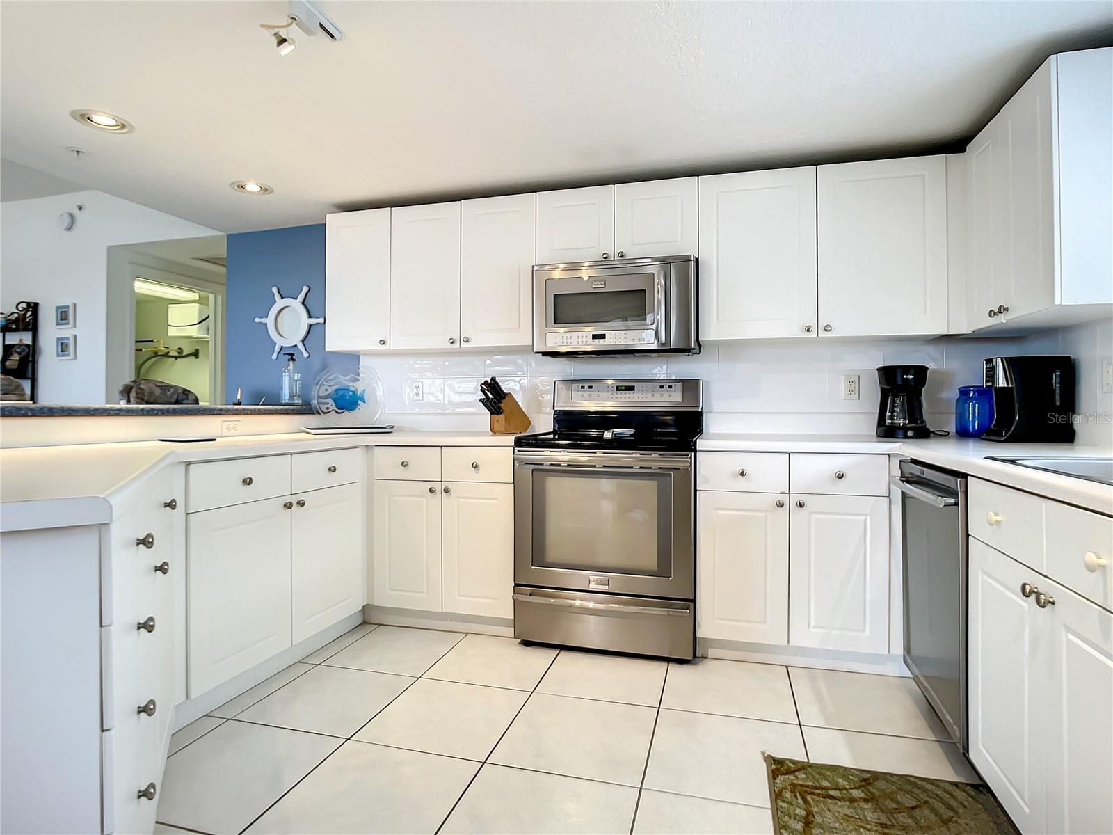 5300 S ATLANTIC AVE #1-407 — photo 11