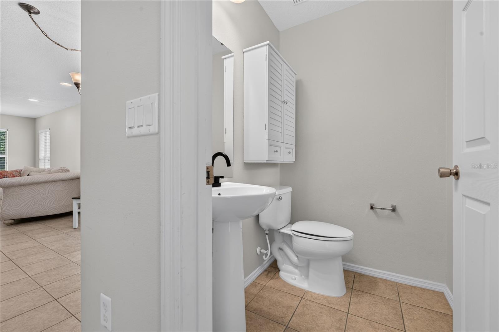 521 MOUNT OLYMPUS BLVD — photo 3