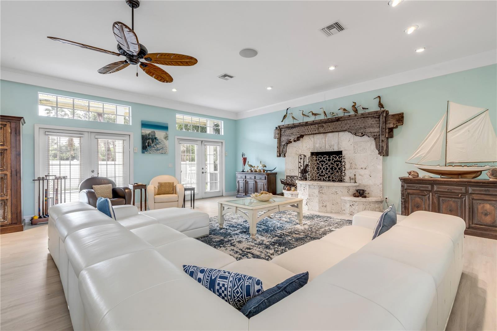 708 OCEAN AVE — photo 8