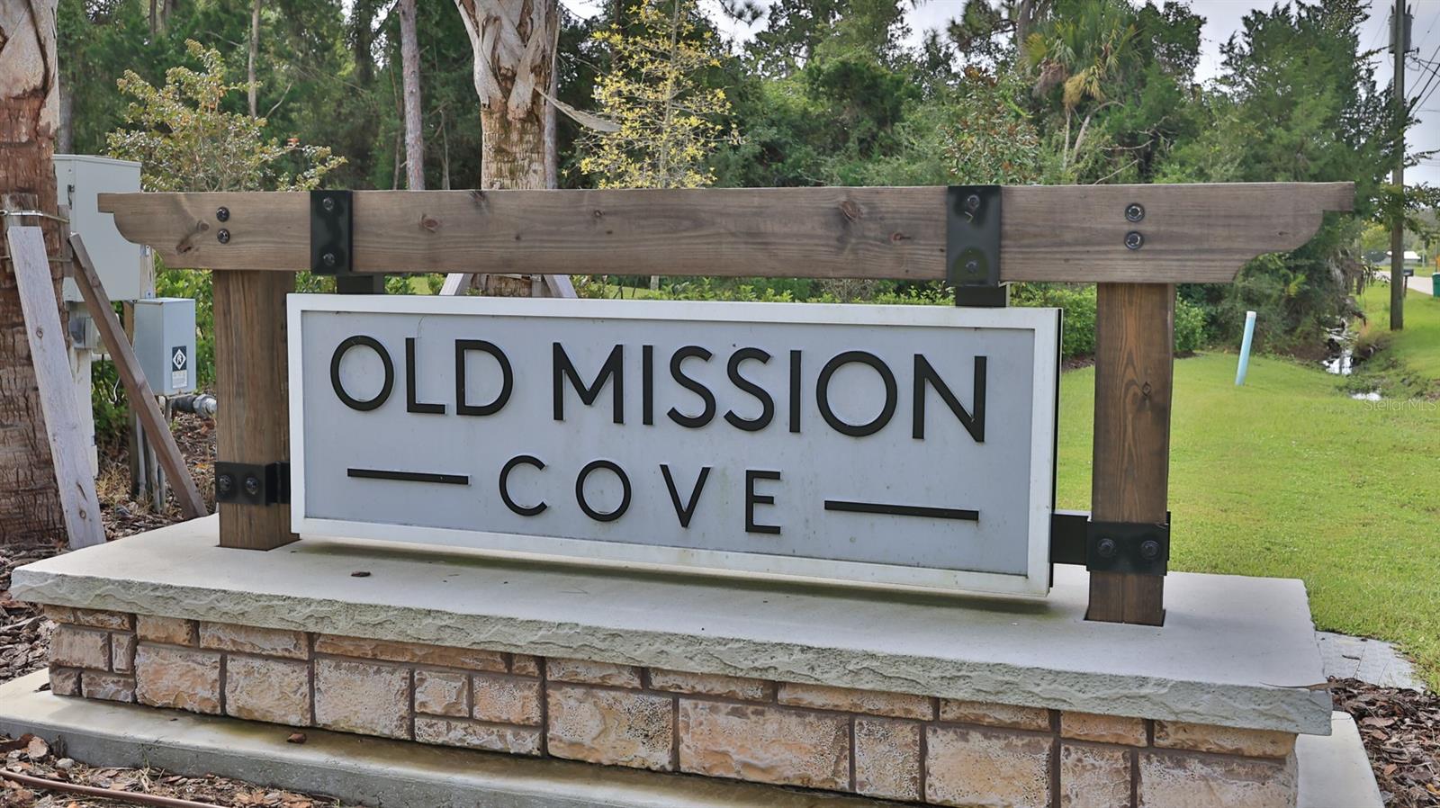 573 CORONADO COVE RD