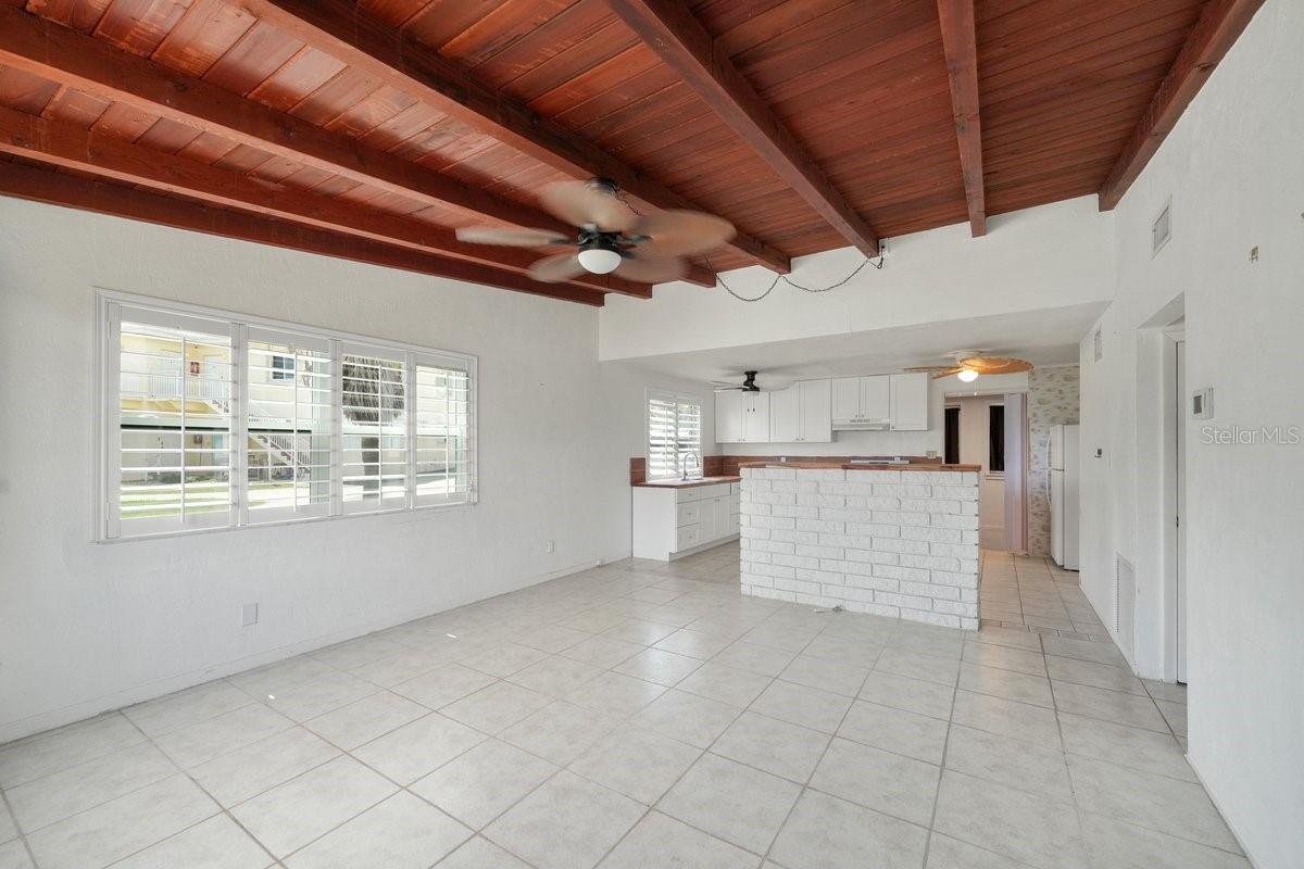 3 OCEAN EDGE DR — photo 2