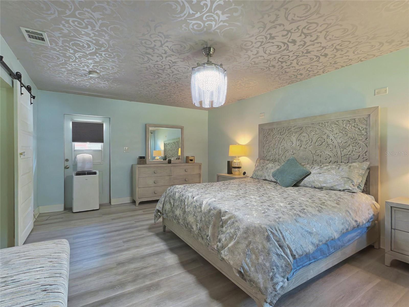 903 S MYRTLE AVE — photo 6