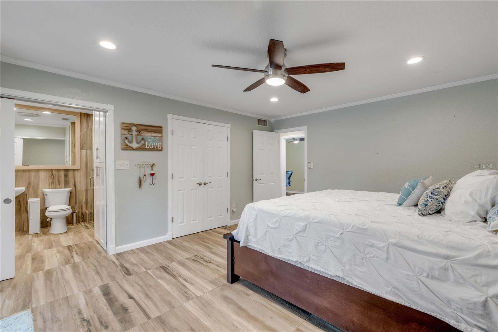 205 INKWOOD CT — photo 9